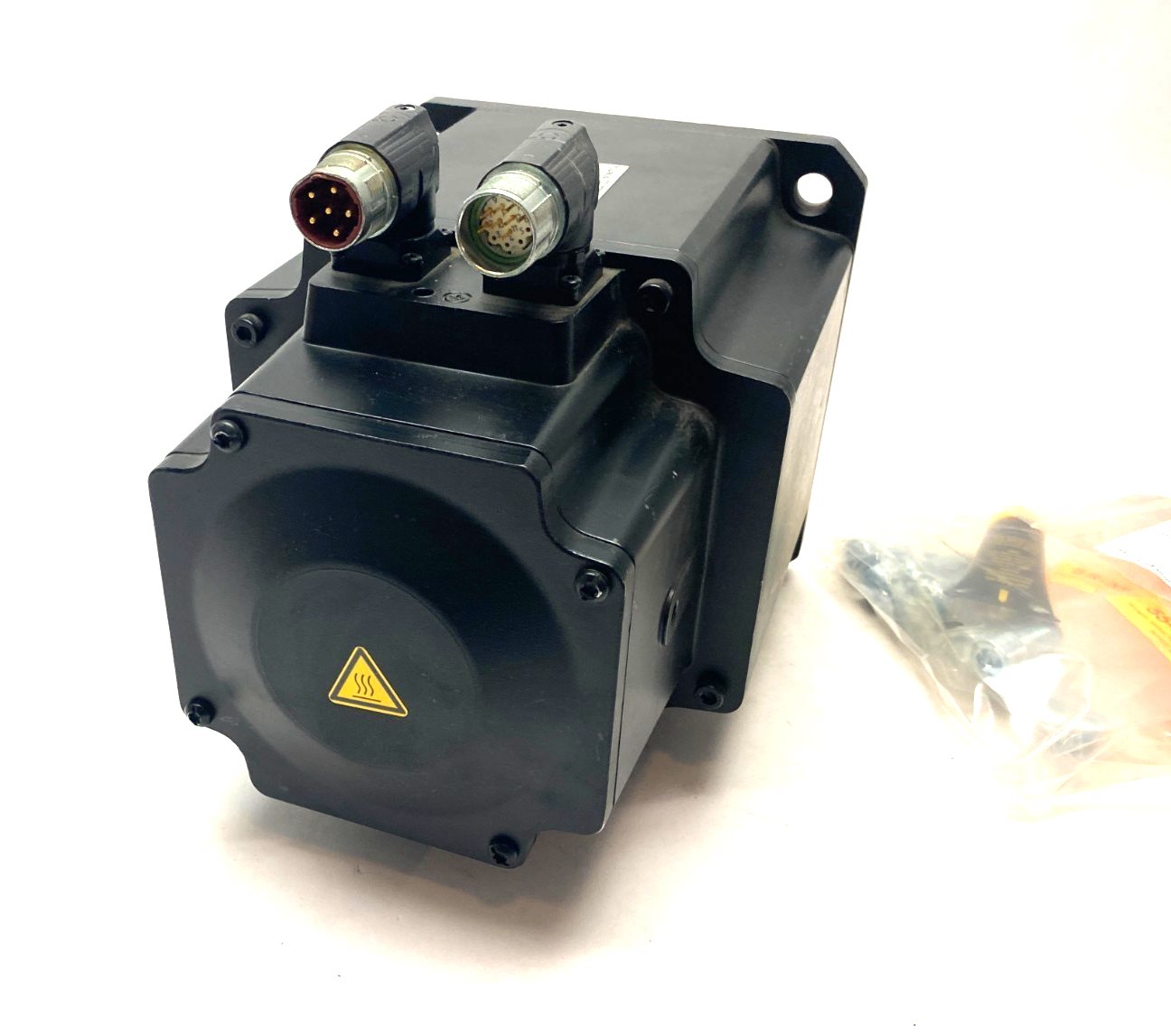 Kuka 311114 Servo Motor 5,5kW L0 ME, ME_260_190_30_L0 DAMAGED CONNECTOR - New – Open box - Maverick Industrial Sales