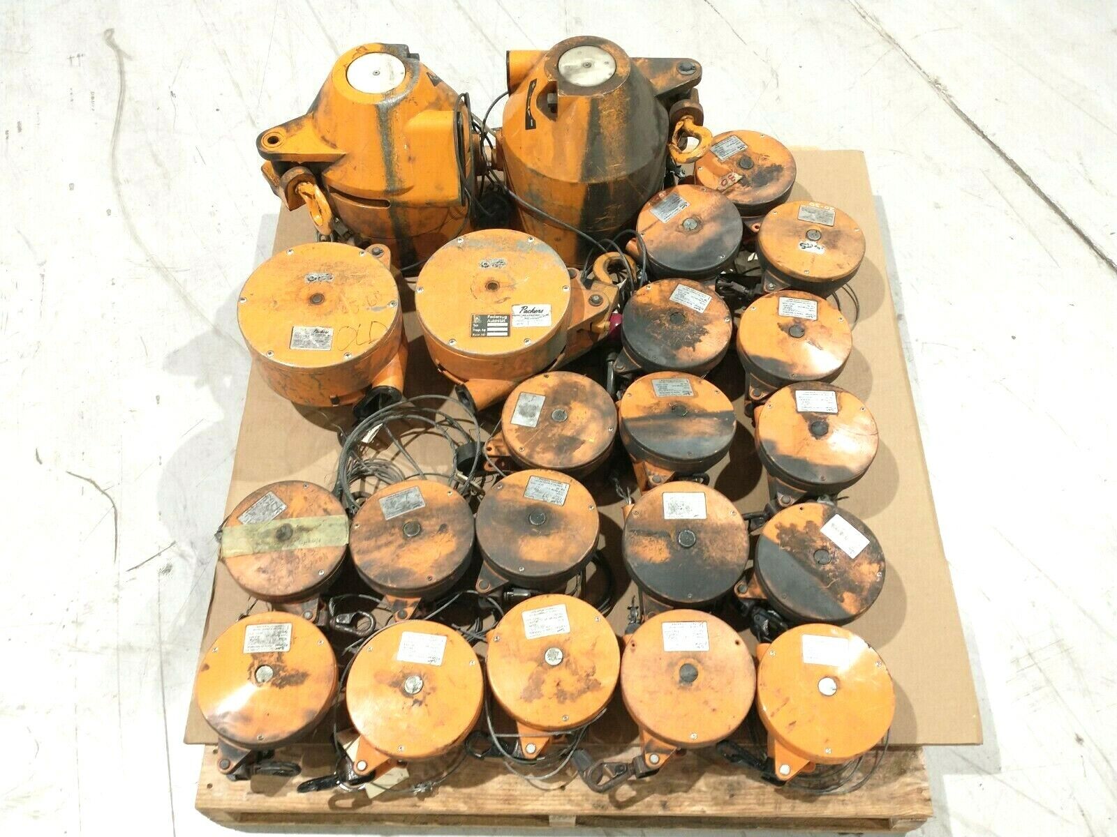 Packers Kromer Medium-Heavy Duty Series Zero Gravity Balancer Varied LOT OF 22 - For parts or not working - Maverick Industrial Sales