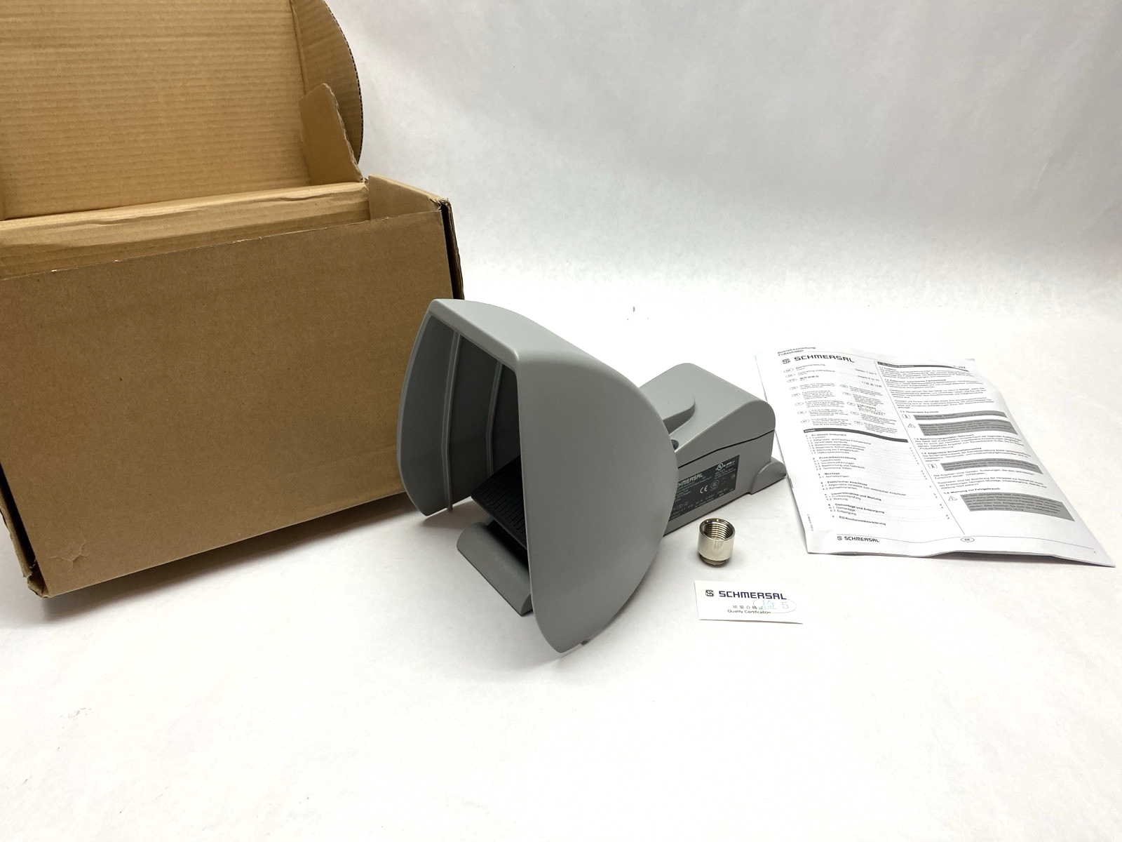 Schmersal C1181532 Safety Foot Switch TFH 232-22 - New – Open box - Maverick Industrial Sales