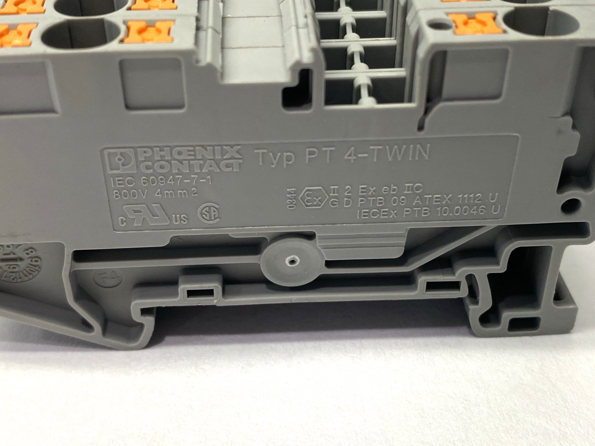 PT 4-TWIN | Phoenix Contact Feed-Through Terminal Block 3211771 LOT OF 12- Used - Maverick Industrial Sales