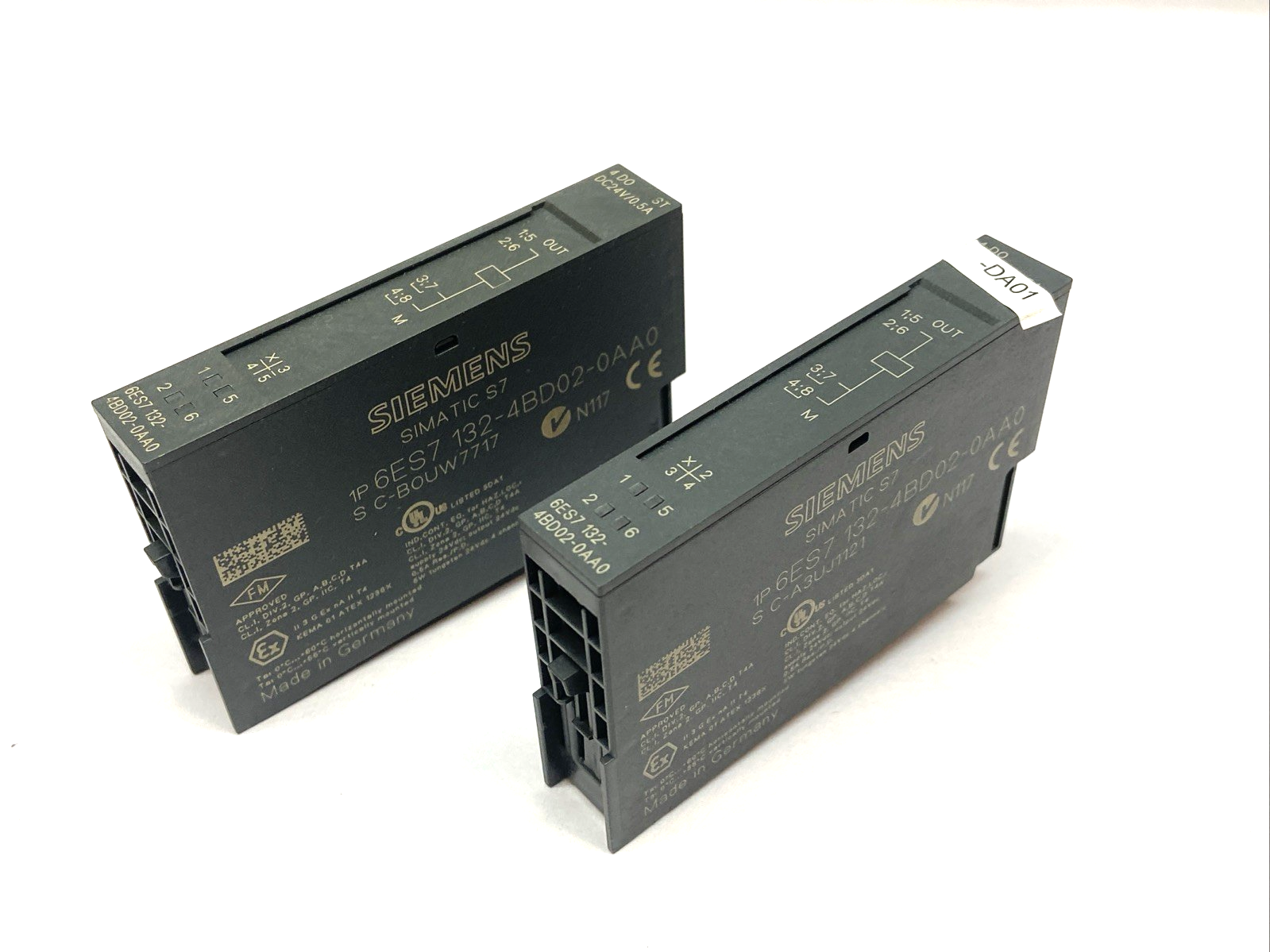 Siemens 6ES7 132-4BD02-0AA0 Simatic S7 Digital Output Module LOT OF 2 - Maverick Industrial Sales