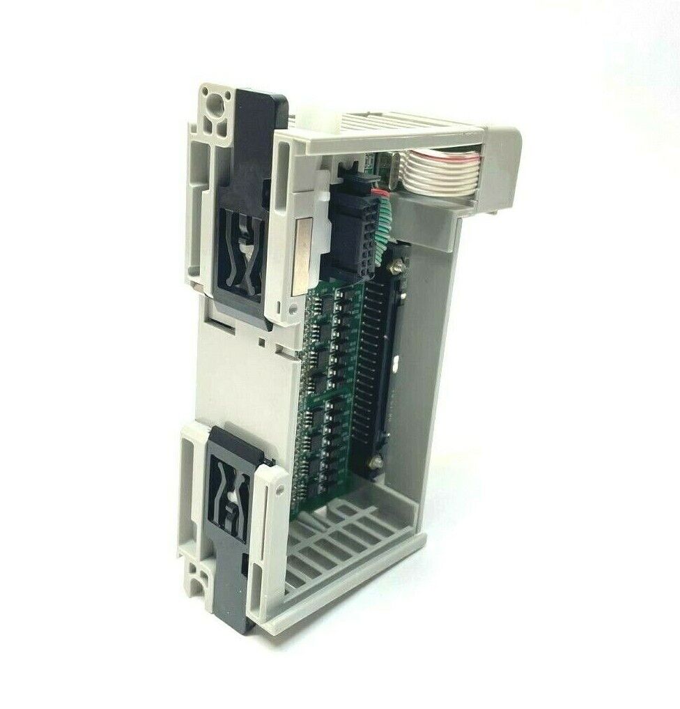 1769-OB32T | Allen-Bradley Compact I/O 32 PT. Sourcing Output Module - For parts or not working - Maverick Industrial Sales