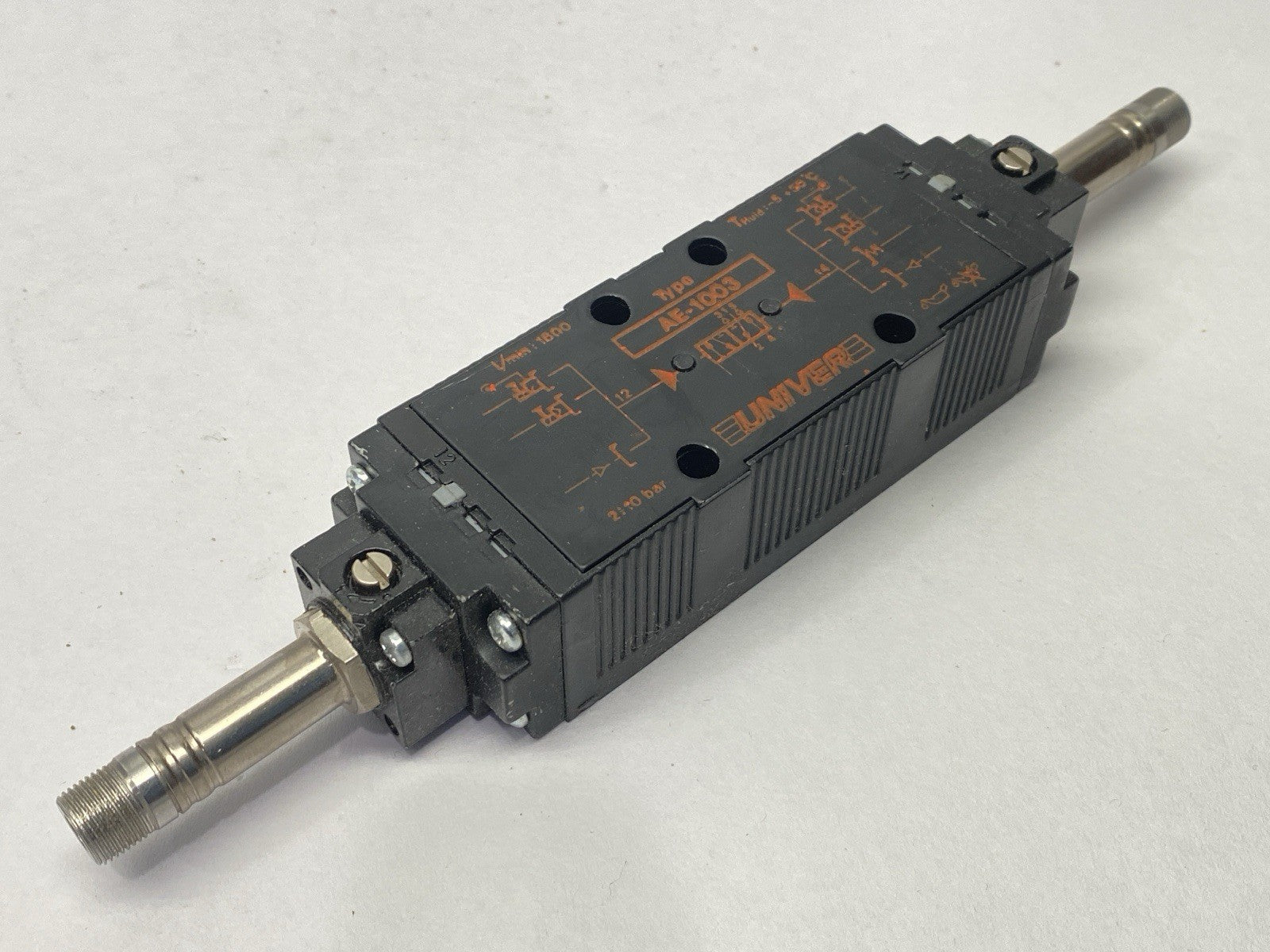 Univer AE-1003 Pneumatic Solenoid Valve - Used - Maverick Industrial Sales