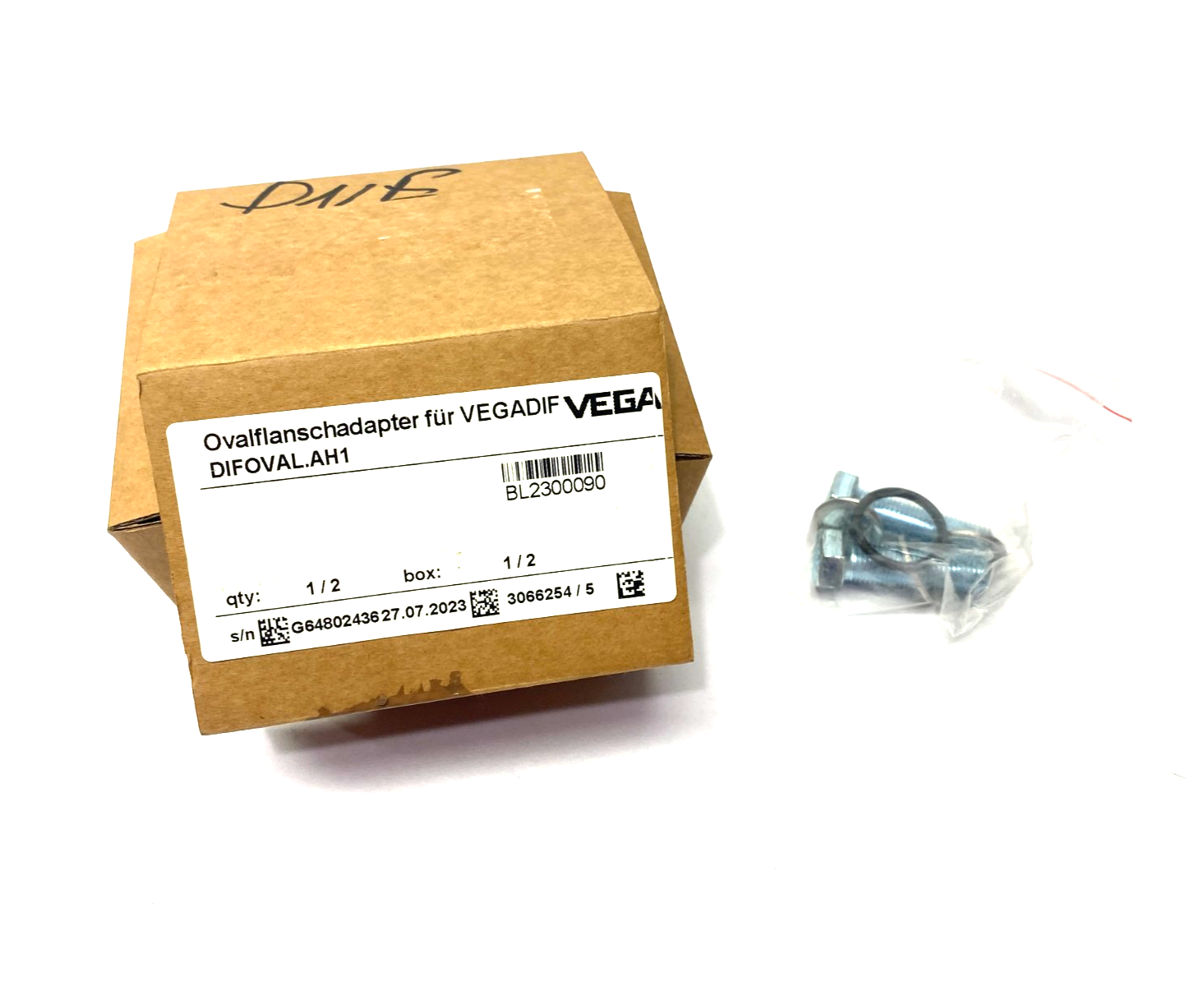 Vega DIFOVAL.AH1 Oval Flange Adapter w/ Hardware Kit BL2300090 - Maverick Industrial Sales