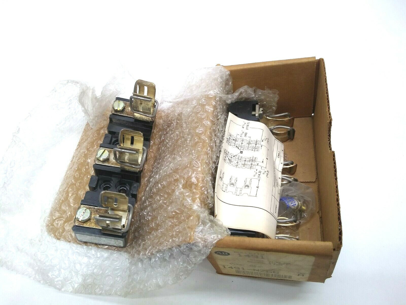 1491-N226 SER A | Allen Bradley Fuse Block 31-60 Amp 600V 3 Pole Bulletin 1491 - New Other - Maverick Industrial Sales