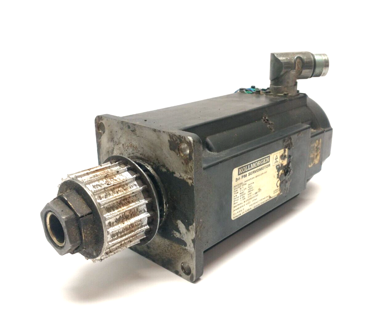Kollmorgen AKM53K-BKC2R-00 3 PM Servo Motor 3.06kW 4500RPM - For parts or not working - Maverick Industrial Sales