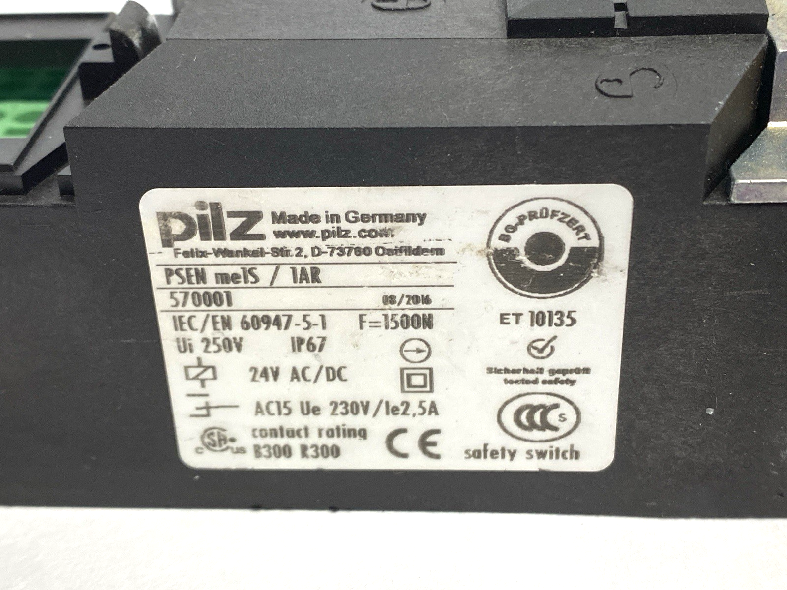 Pilz PSEN me1S/1AR Interlock Safety Switch 570001 - For parts or not working - Maverick Industrial Sales