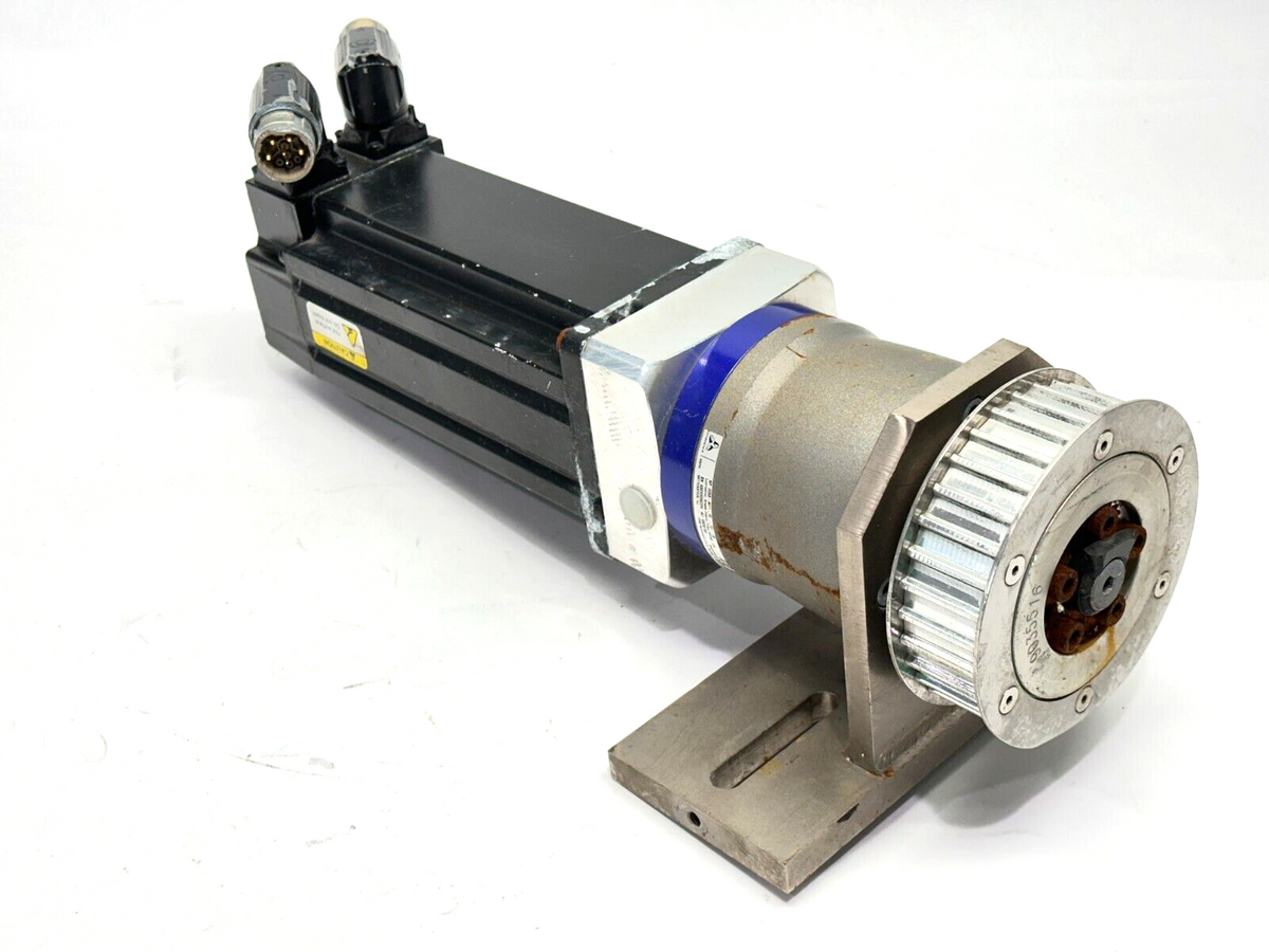 MPL-B330P-MK74AA, NP 025S-MF1-10-1D1-1S | Allen Bradley MPL-B330P-MK74AA Kinetix MP Servo Motor w/ NP 025S-MF1-10-1D1-1S - Used - Maverick Industrial Sales