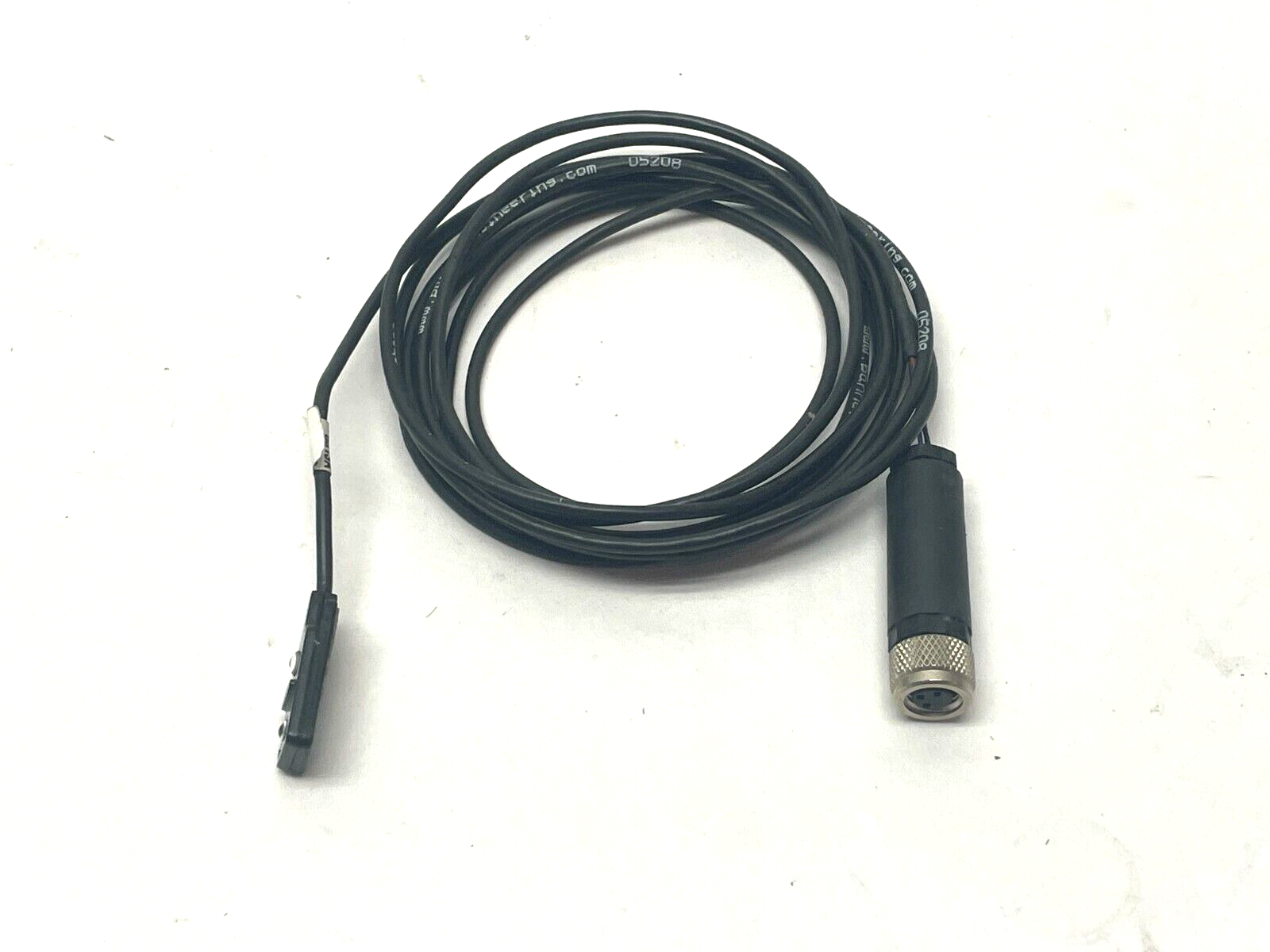 Banner VS2AN5CV30 Ultra Thin Miniature Sensor VS2 Series 61748 - Used - Maverick Industrial Sales