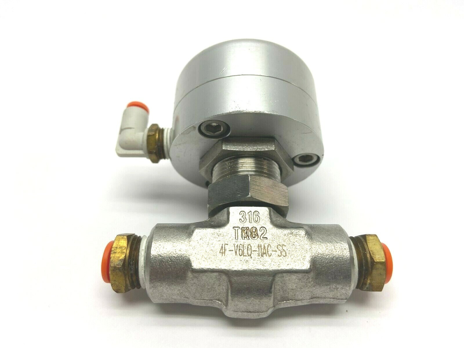 Parker 4F-V6LQ-11AC-SS VQ Series Toggle Valve - Used - Maverick Industrial Sales