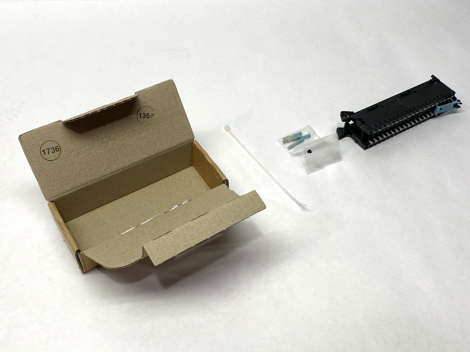 Siemens 6ES7592-1BM00-0XB0 SIMATIC S7-1500 Front Connector Push-In 40-Pole - Maverick Industrial Sales