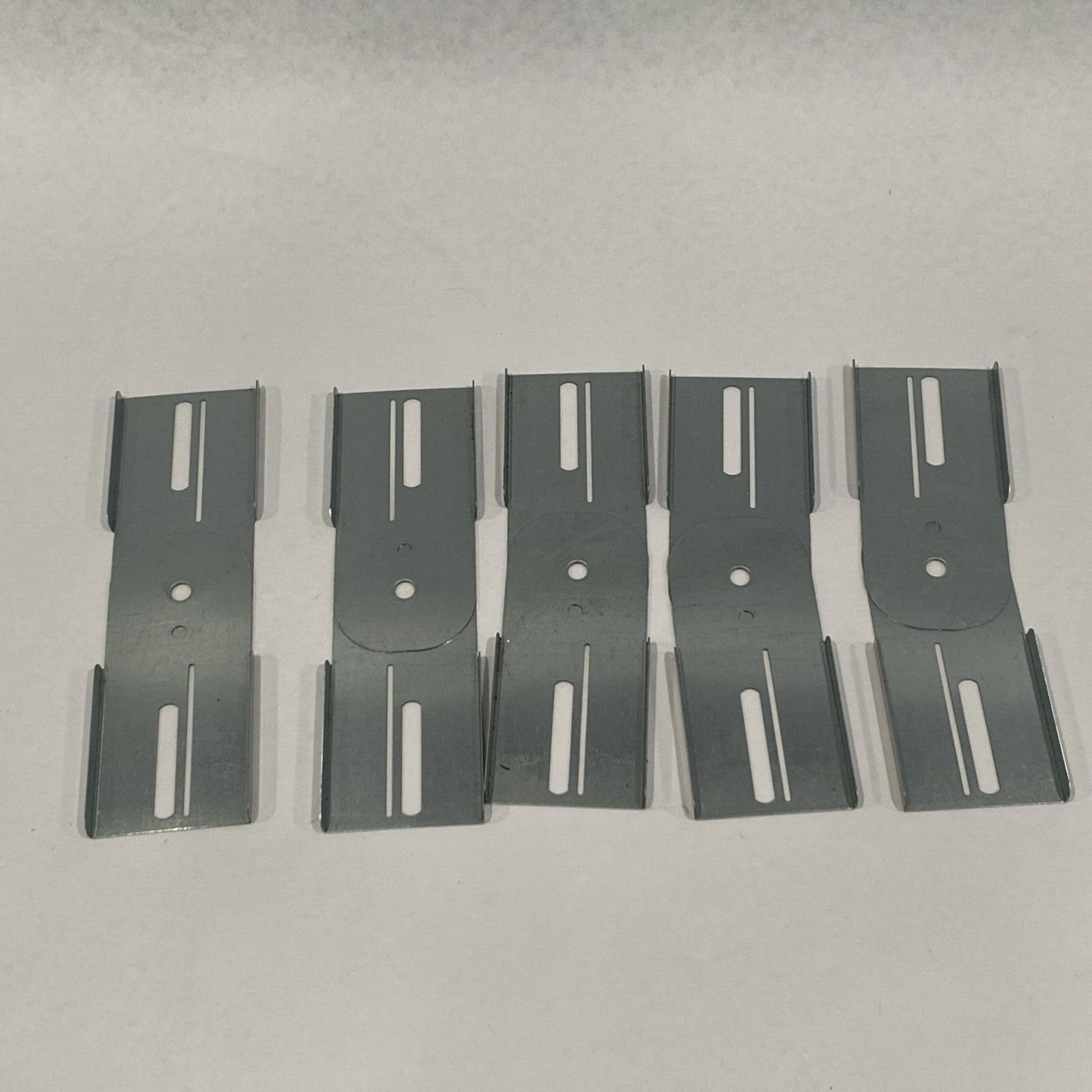 Legrand 481232 Connector for Cable Support P31 EV Coupler H60 GS/PG/Z LOT OF 5 - Maverick Industrial Sales