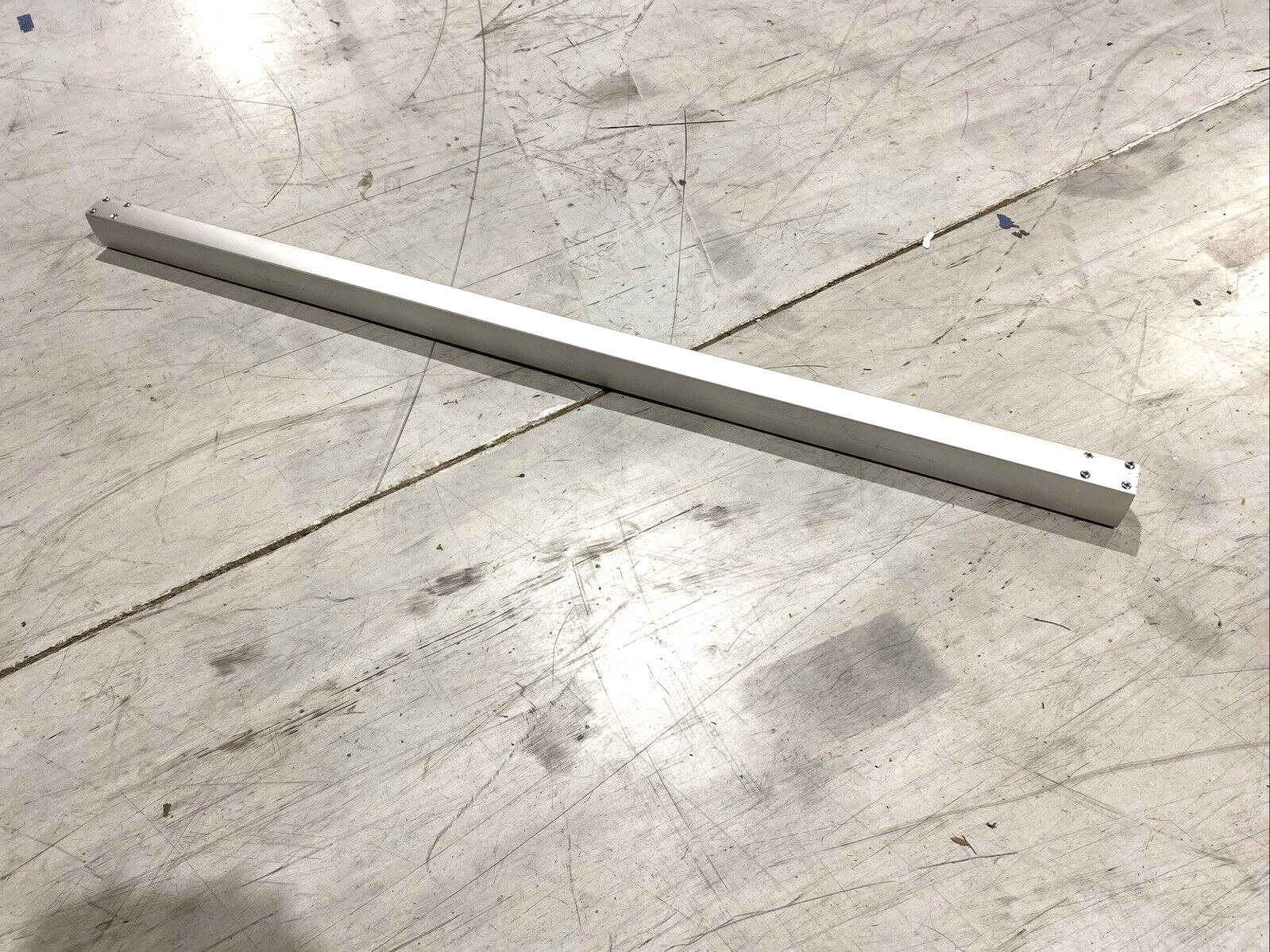 Hoffman S2MT2000 Syspend 281-Max Tube 2000mm, 3.54x2.76x78.74 Anodized Aluminum - Used - Maverick Industrial Sales