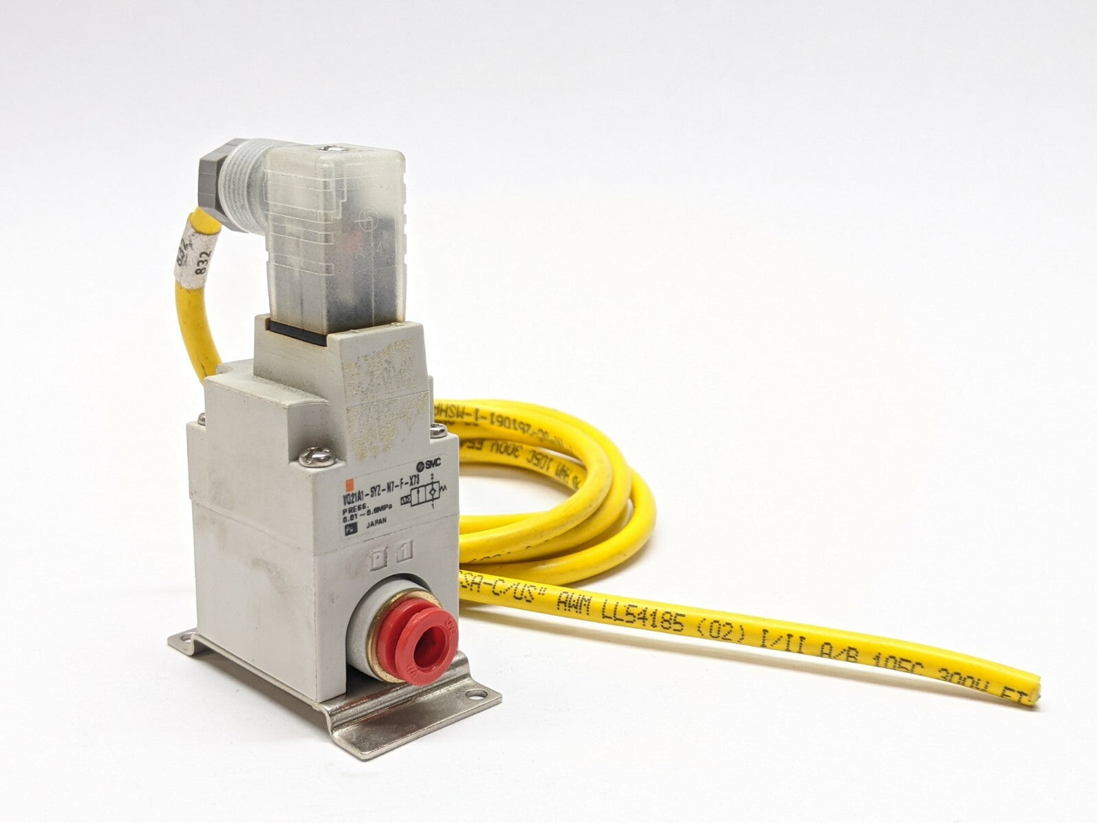 VQ21A1-5YZ-N7-F-X73 | SMC Solenoid Valve 1/4" Tube - Used - Maverick Industrial Sales