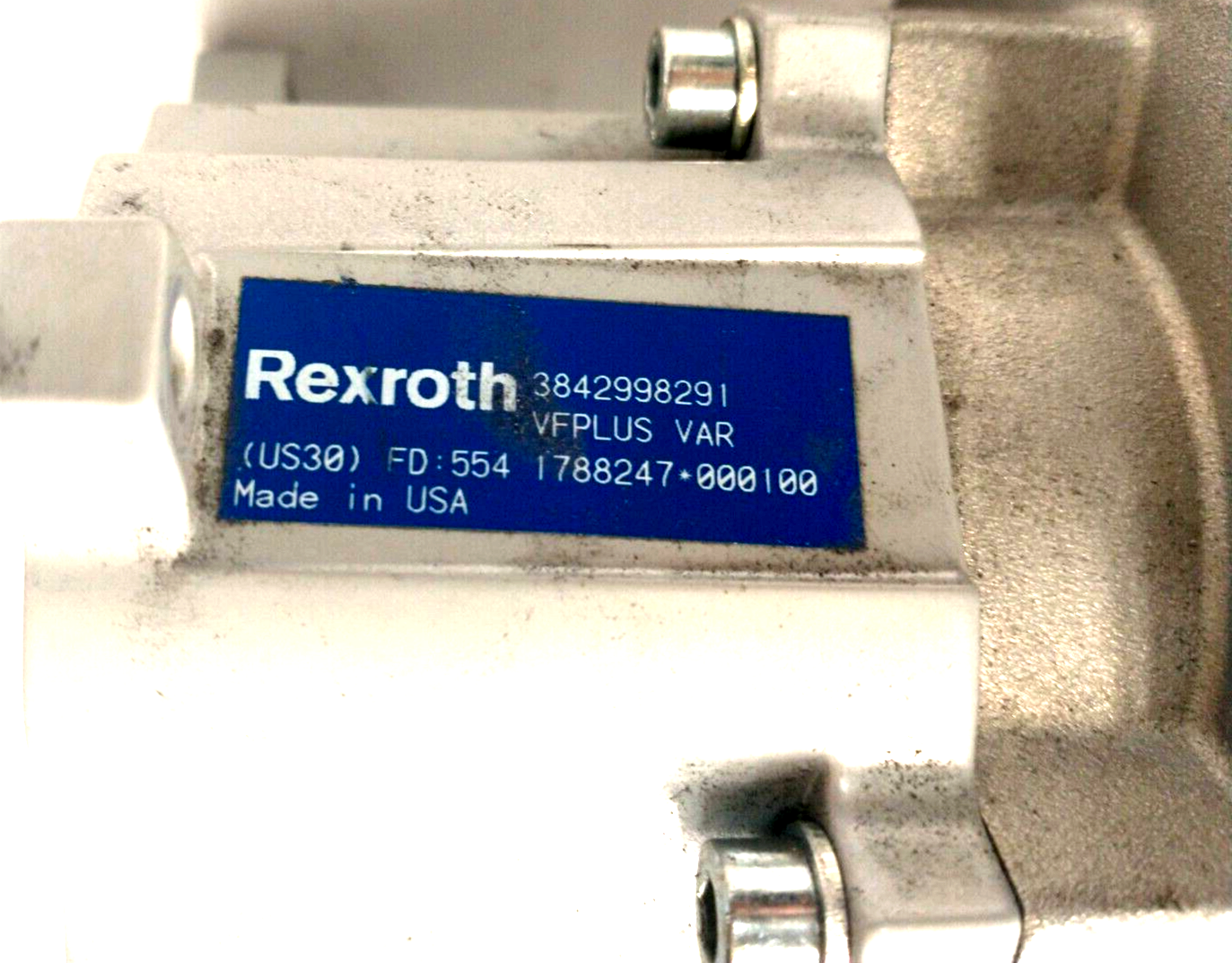 Bosch Rexroth 3842542193 Motor GKR04-2MHGR071C3, Lenze MDEMAXX071-32, DRIVE KIT - Used - Maverick Industrial Sales