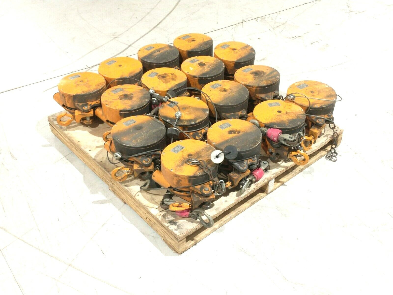 Packers Kromer 7241-Series Zero Gravity Tool Balancer Varied LOT OF 16 BALANCERS - Maverick Industrial Sales
