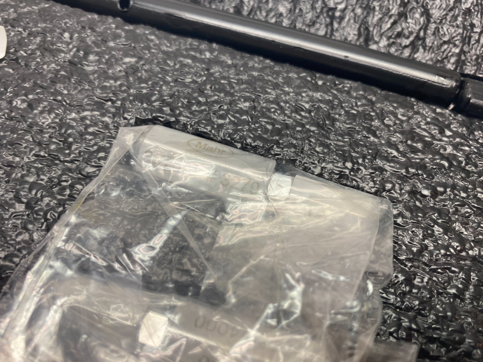 Mahr 2086960 Magnification Kit for Calibrationg 2500:1, 4000:1 Millimar AMR-12 - New – Open box - Maverick Industrial Sales