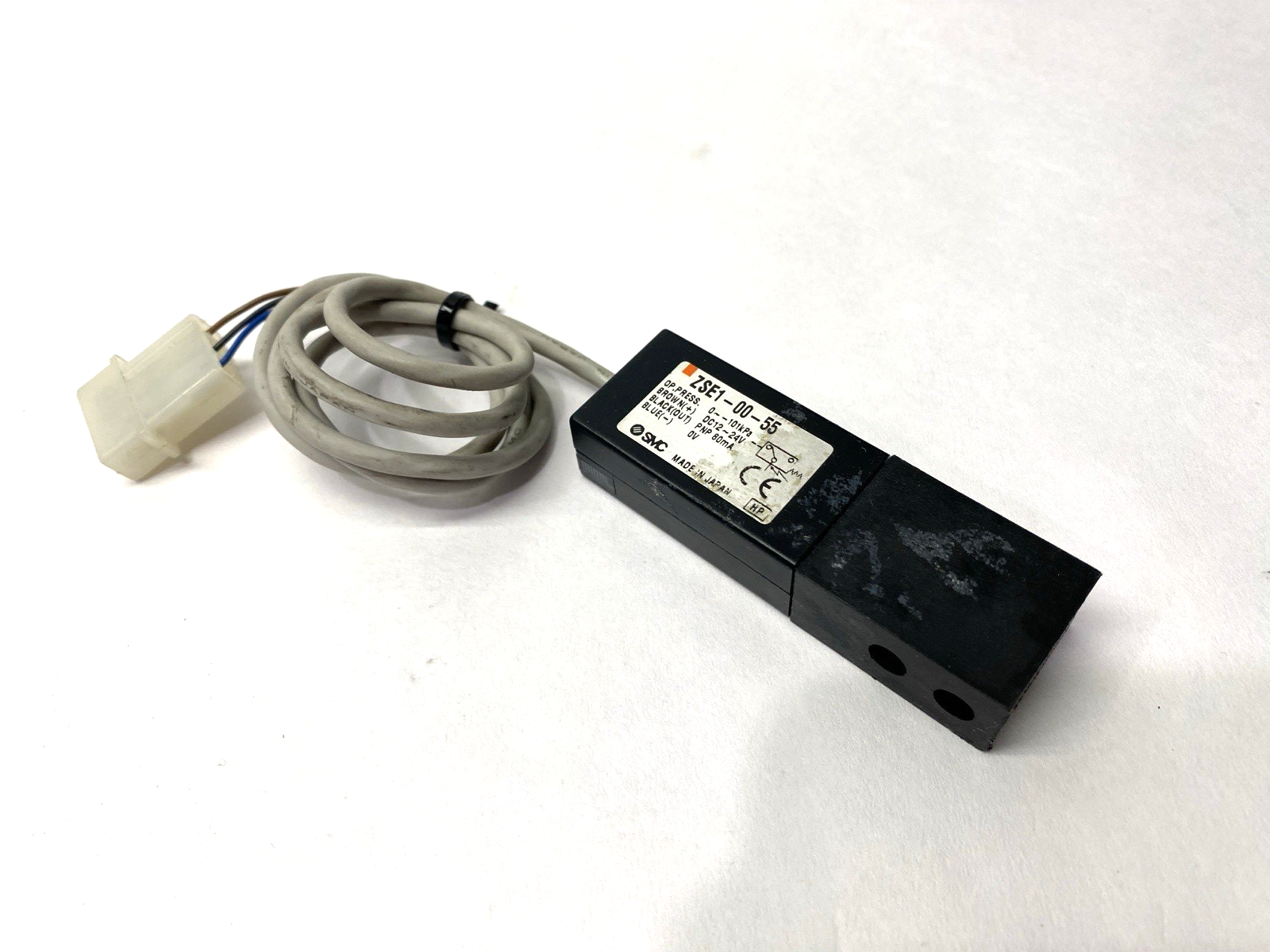 ZSE1-00-55 | SMC Vacuum Switch 12-24VDC MISSING O-RING - Used - Maverick Industrial Sales