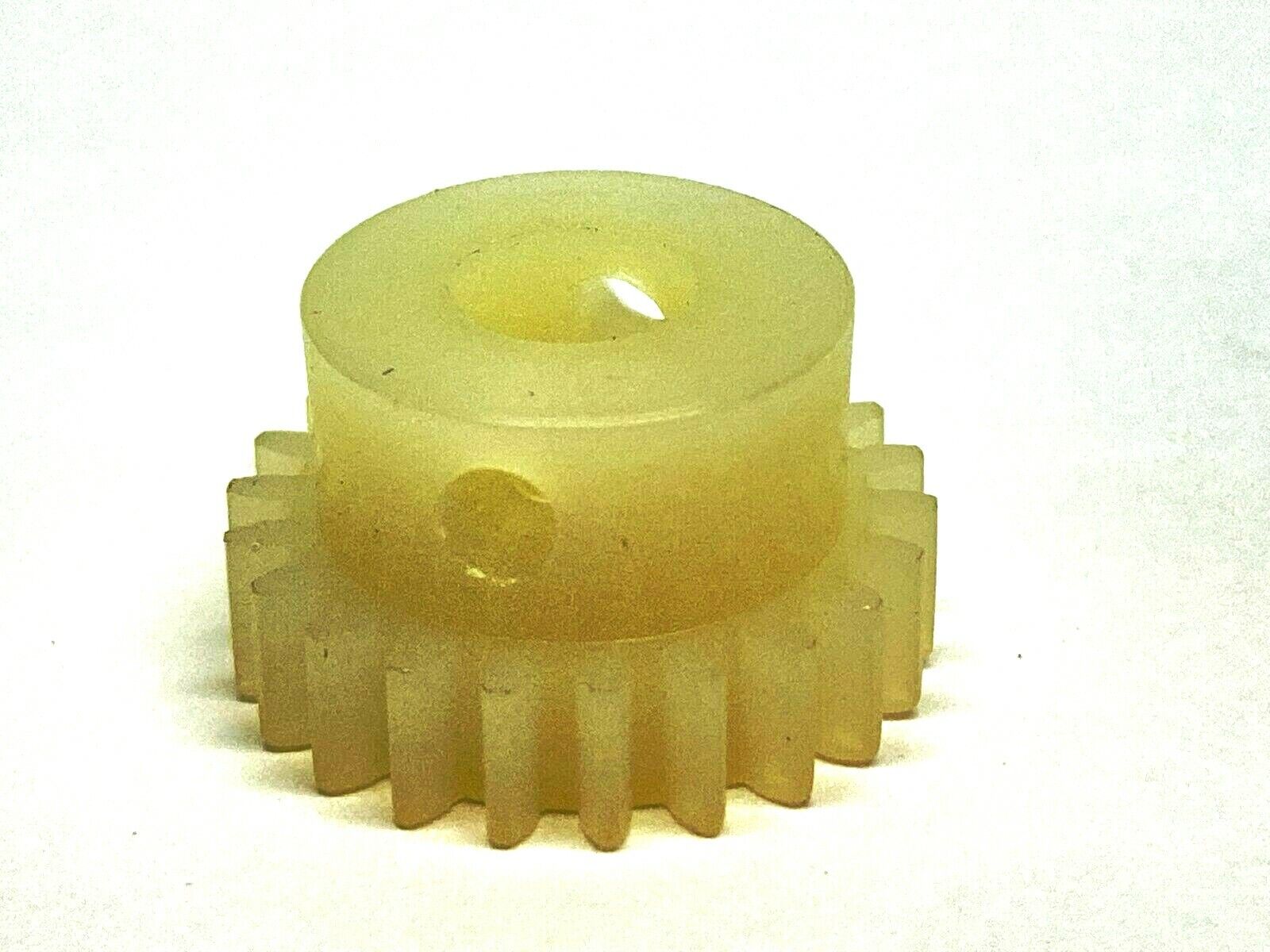 Nylon Spur Gear 1/4" Bore 22 Teeth - New – Open box - Maverick Industrial Sales