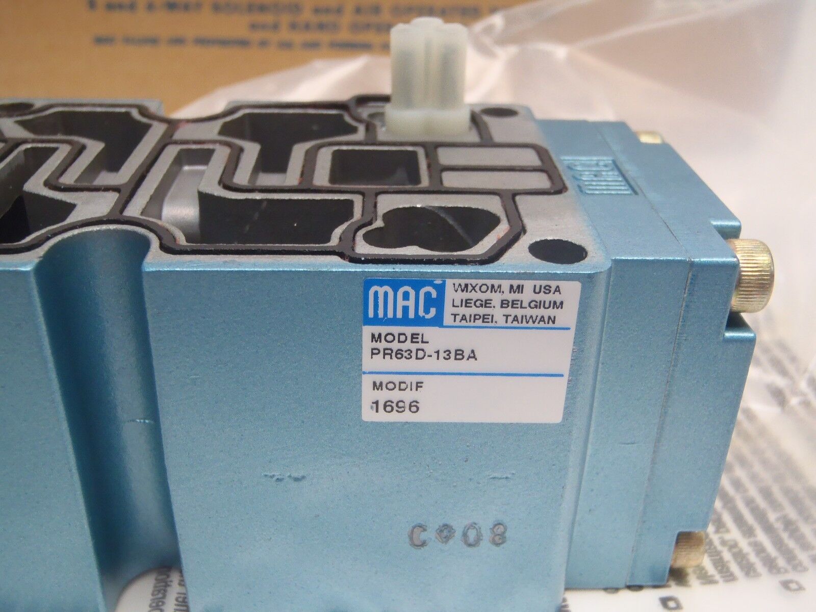 PRD63D-13BA | Mac Valves Regulator Valve 63 Series Modif 1696 0-150 PSI - New Other - Maverick Industrial Sales