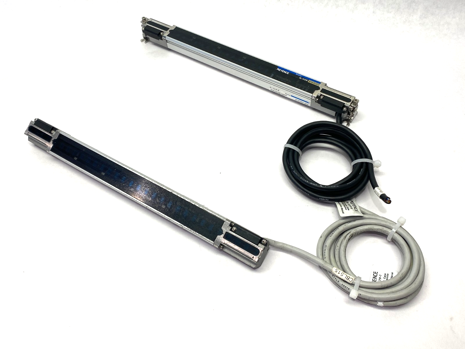 Keyence SL-V31F Safety Light Curtain Transmitter & Receiver Set HEAVILY SCUFFED - Maverick Industrial Sales