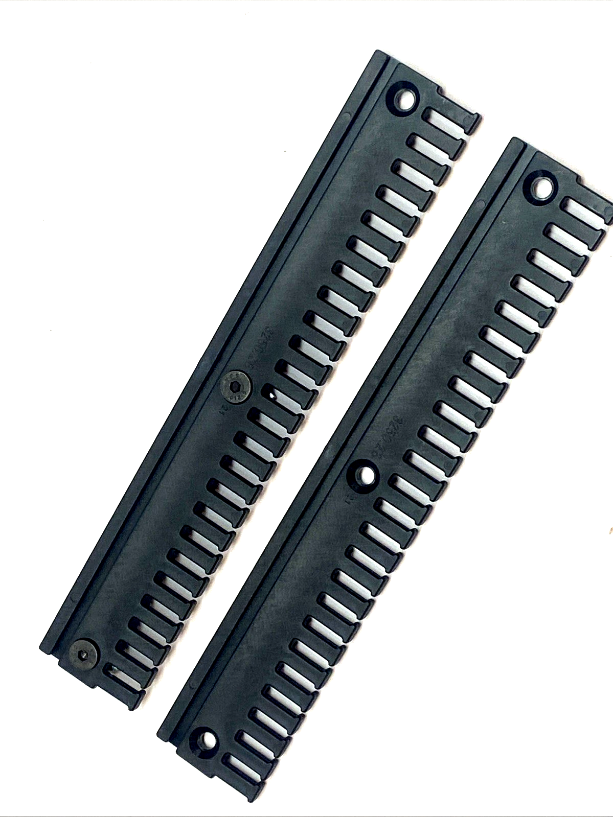 3250.ZB | Igus Separator for 3250 Energy Chain LOT OF 2 - Used - Maverick Industrial Sales