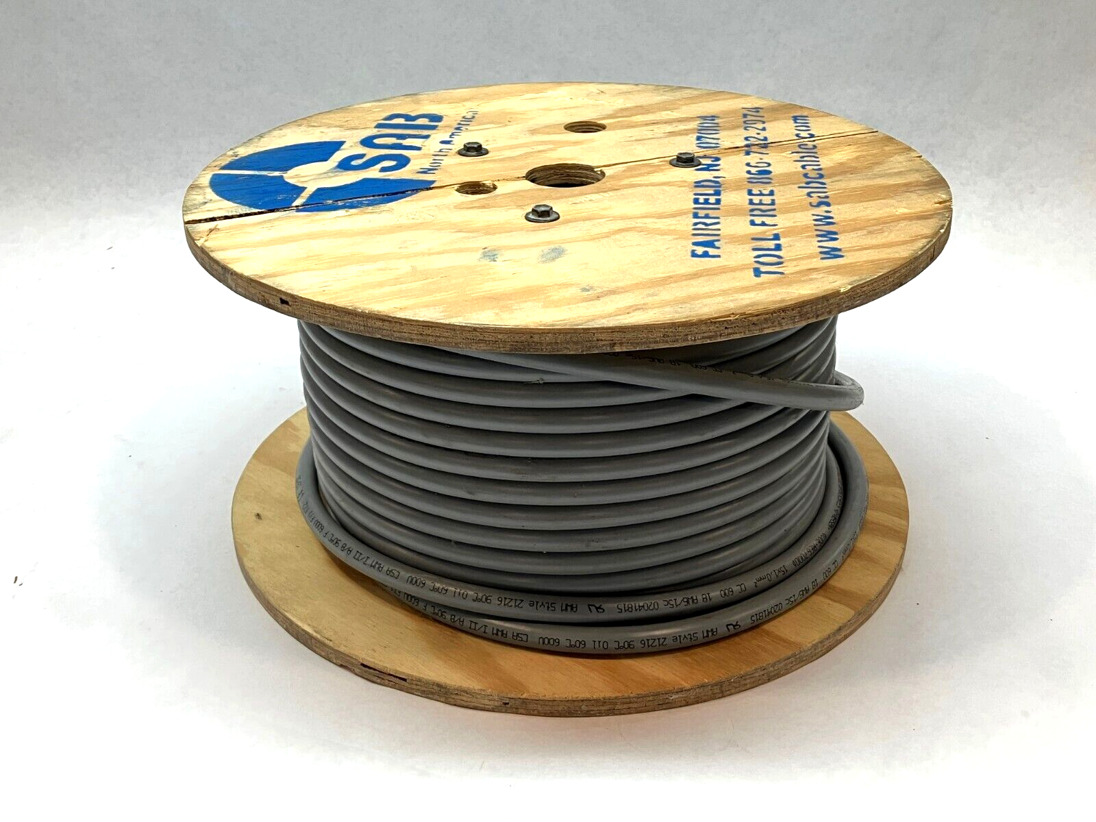 2041815 | SAB Multi-Conductor Cable 18 AWG 15C Gray PVC Copper 175' FT - New – Open box - Maverick Industrial Sales