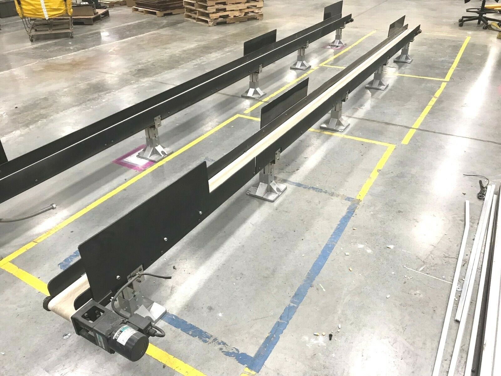 18' x 6" In Belt Conveyor System Flexlink Base Stand Oriental 51K50GN-AW2T Motor - Maverick Industrial Sales