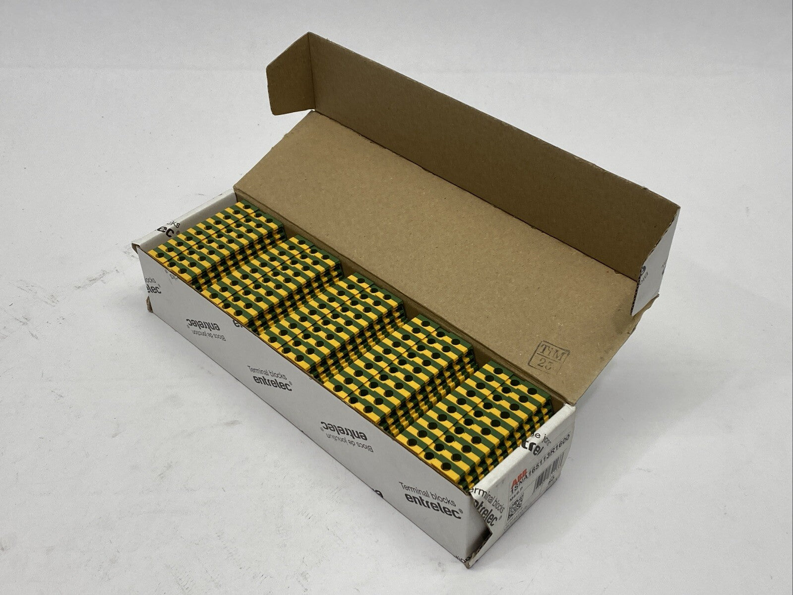 1SNA165113R1600 | ABB Entrelec Ground Terminal Block M4/6.P PKG OF 50 - New Other - Maverick Industrial Sales