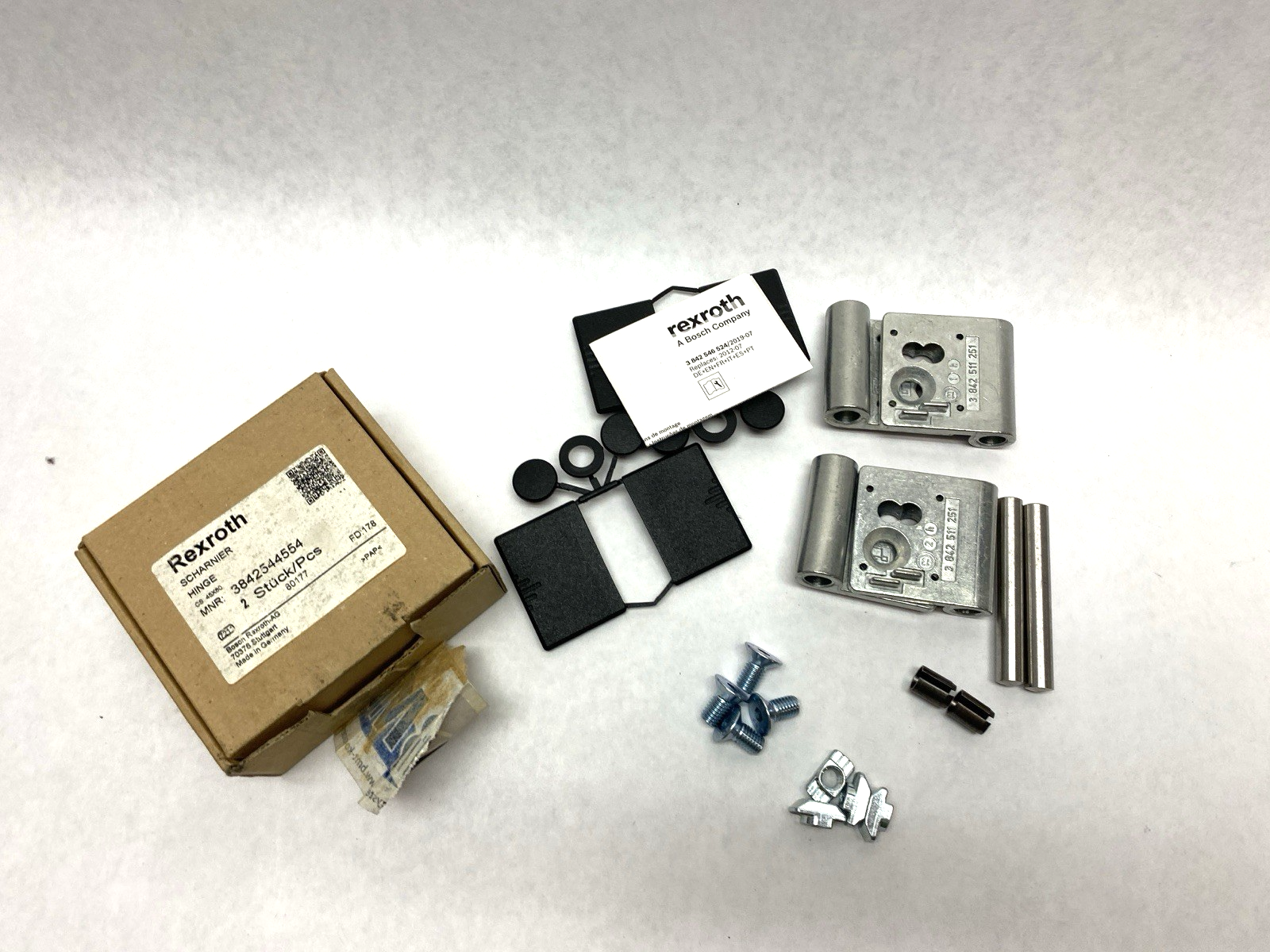 Rexroth 3842544554 Scharnier Hinge 3 842 544 554 BOX OF 2 PCS - New – Open box - Maverick Industrial Sales