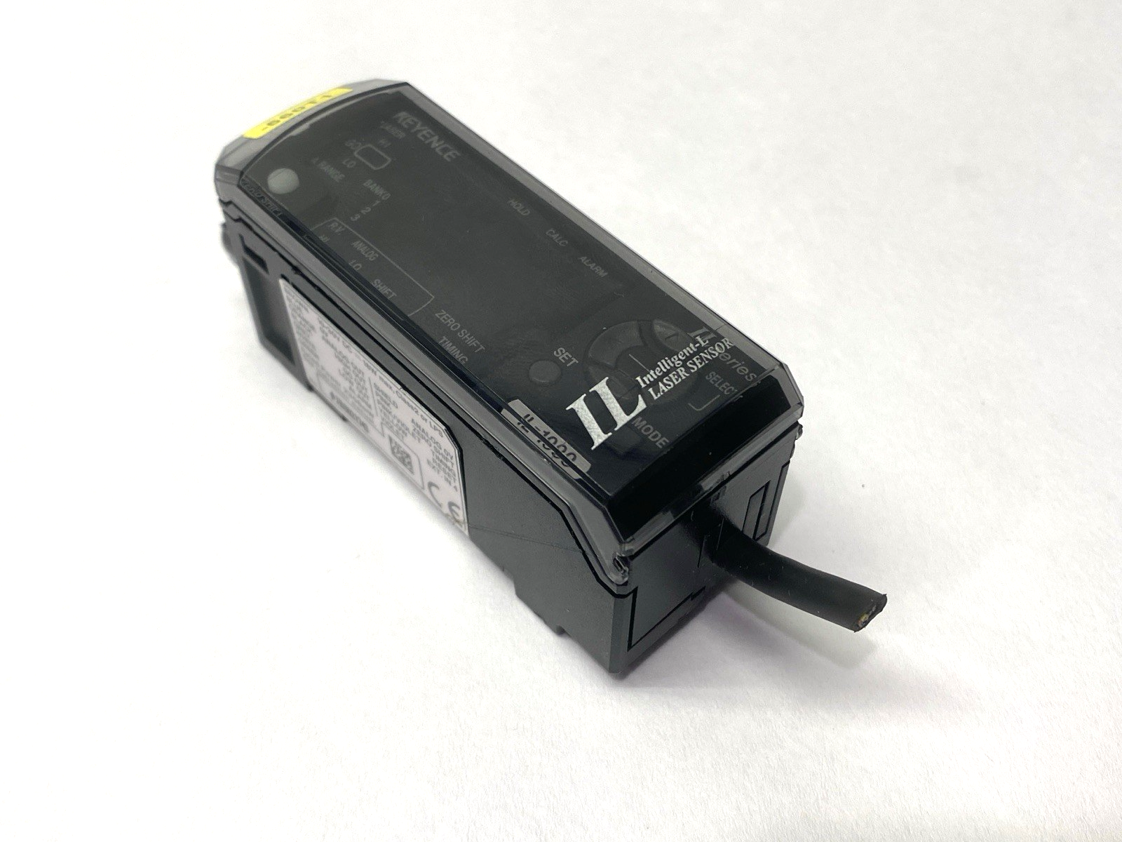 Keyence IL-1000 Analog Laser Sensor Amplifier Main Unit CUT CORD - Maverick Industrial Sales