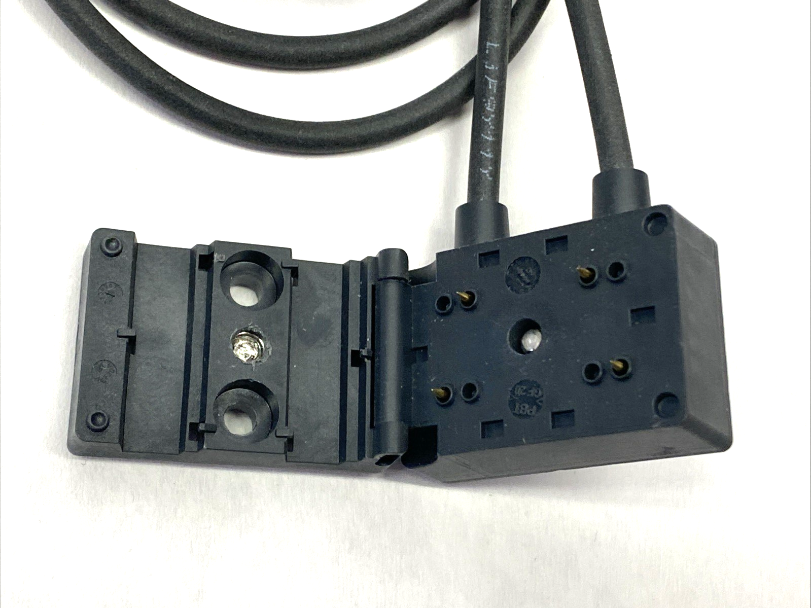 VBA-2E-G10-ZAL-1M-2V31-G AS-Interface, 245611 | Pepperl+Fuchs VBA-2E-G10-ZAL-1M-2V31-G AS-Interface, 245611 - For parts or not working - Maverick Industrial Sales