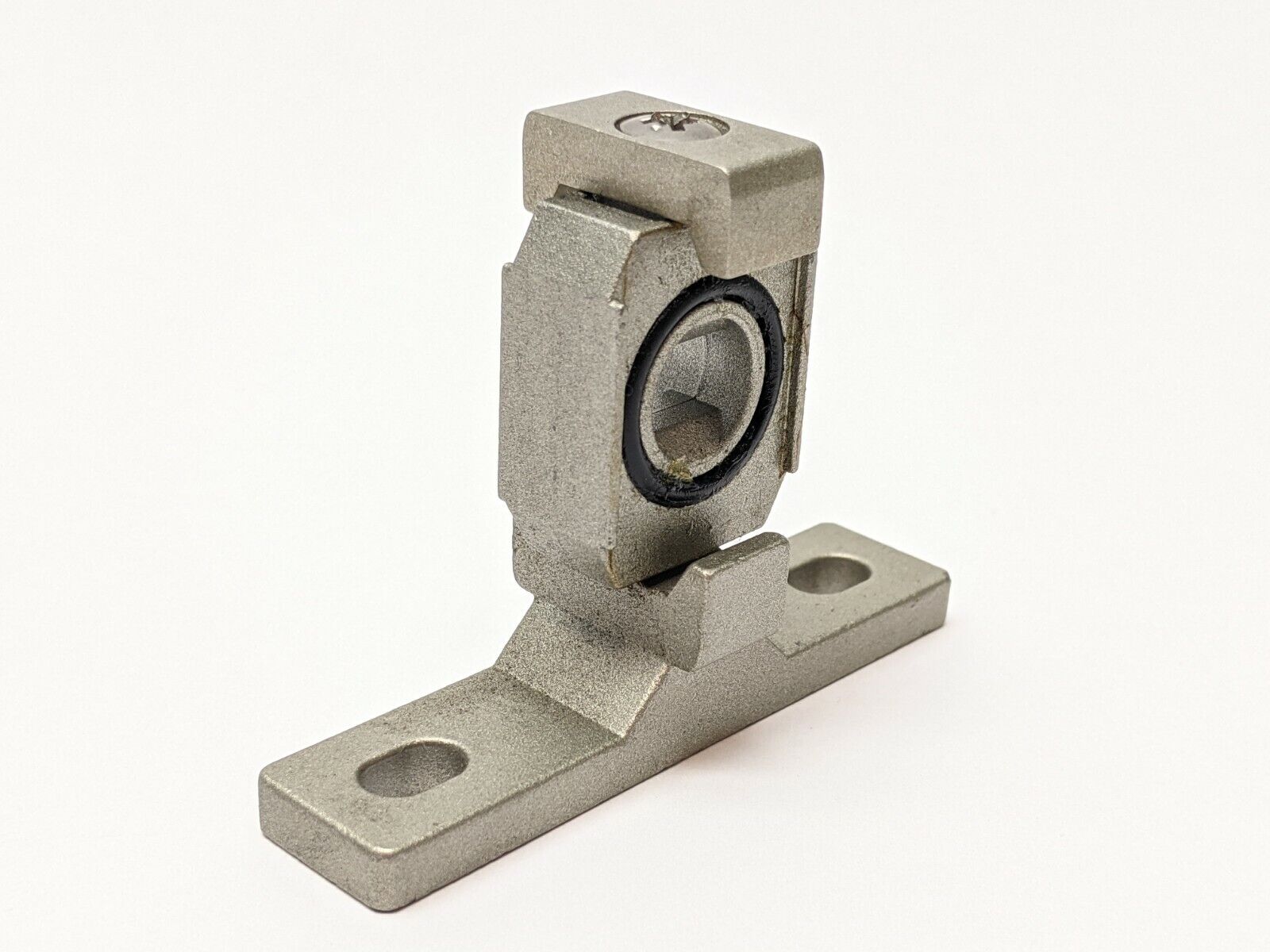 Y20T-T4 | SMC Epoxy Coated Interface w/ T Bracket T-Type Coupler - Used - Maverick Industrial Sales