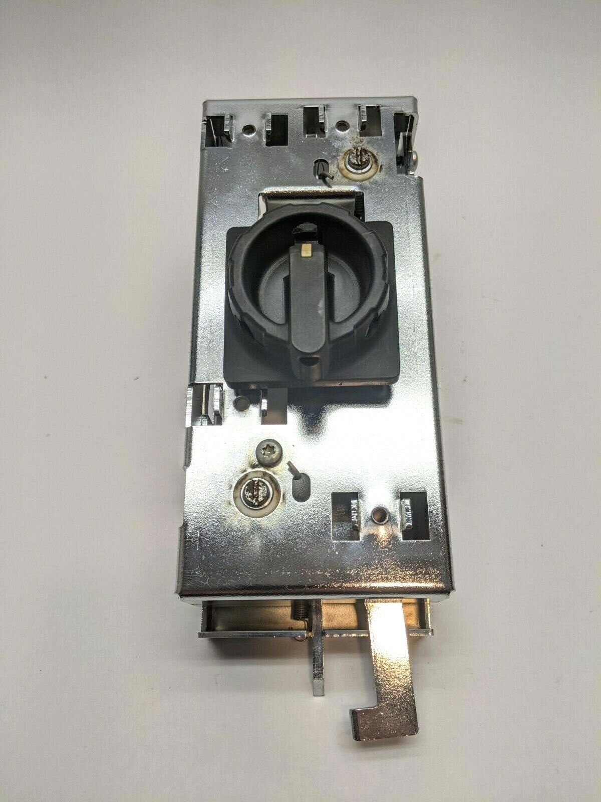 ABB 3HAB9677-1 Rotary Door Interlock for IRC5 Robot Controller w/Operator Handle - Maverick Industrial Sales