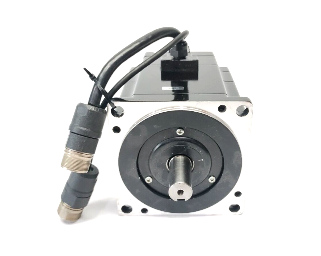 Yaskawa SGMPH-15A1A6CD-OY AC Servo Motor 200V 1500W 7.5A 3000RPM 3/4" Shaft - New – Open box - Maverick Industrial Sales