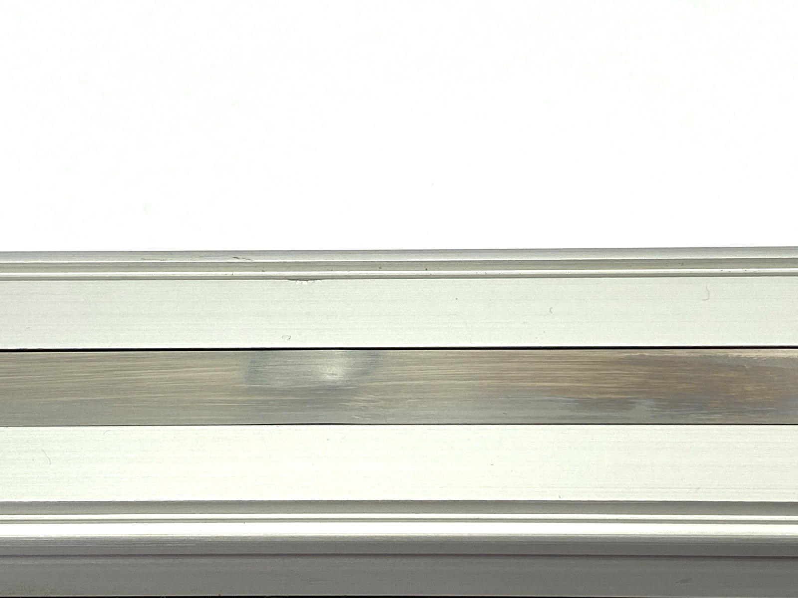 Festo DGC-K-25-650-PPV-A-GK Pneumatic Linear Drive 650mm Stroke 1312501 DAMAGED - New – Open box - Maverick Industrial Sales