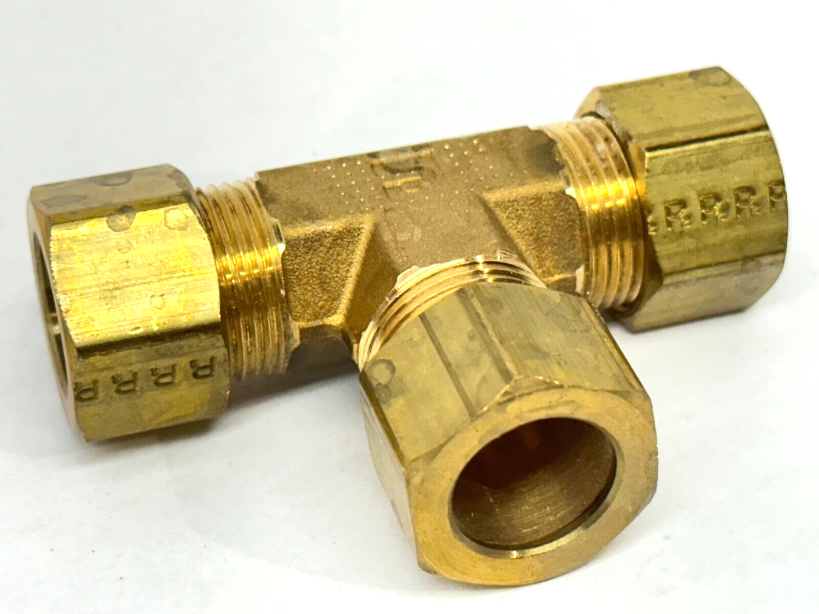 Parker 164C-10 5/8" OD Compression Tube Union Tee Brass - New – Open box - Maverick Industrial Sales