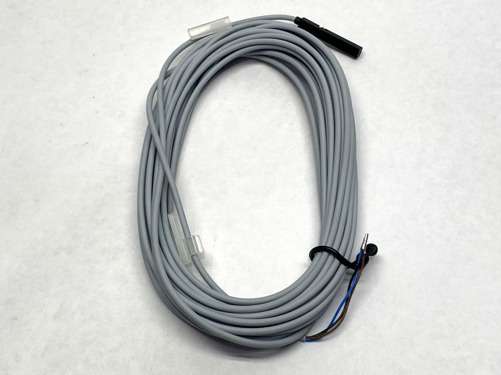 Festo SME-8M-DO-24V-K-7,5-OE Proximity Sensor T-Slot 546799 24VDC - New – Open box - Maverick Industrial Sales