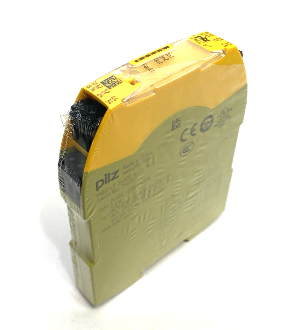 750107 | Pilz Sigma Contact Expansion Safety Relay PNOZ s7 24VDC 4 n/o 1 n/c - New – Open box - Maverick Industrial Sales