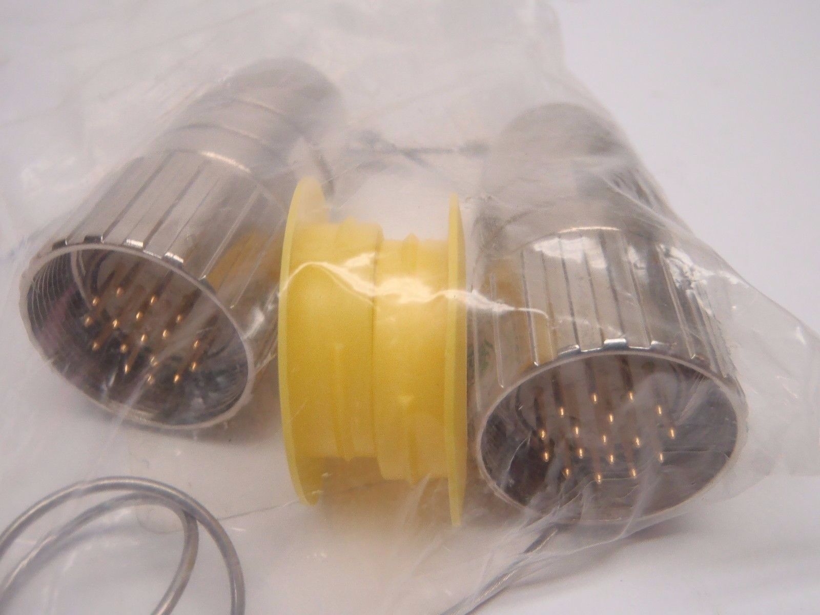 RDE Connects RC-17P1N12838T-20-6J Jumper Plugs 10048-000 LOT OF 2 - Maverick Industrial Sales