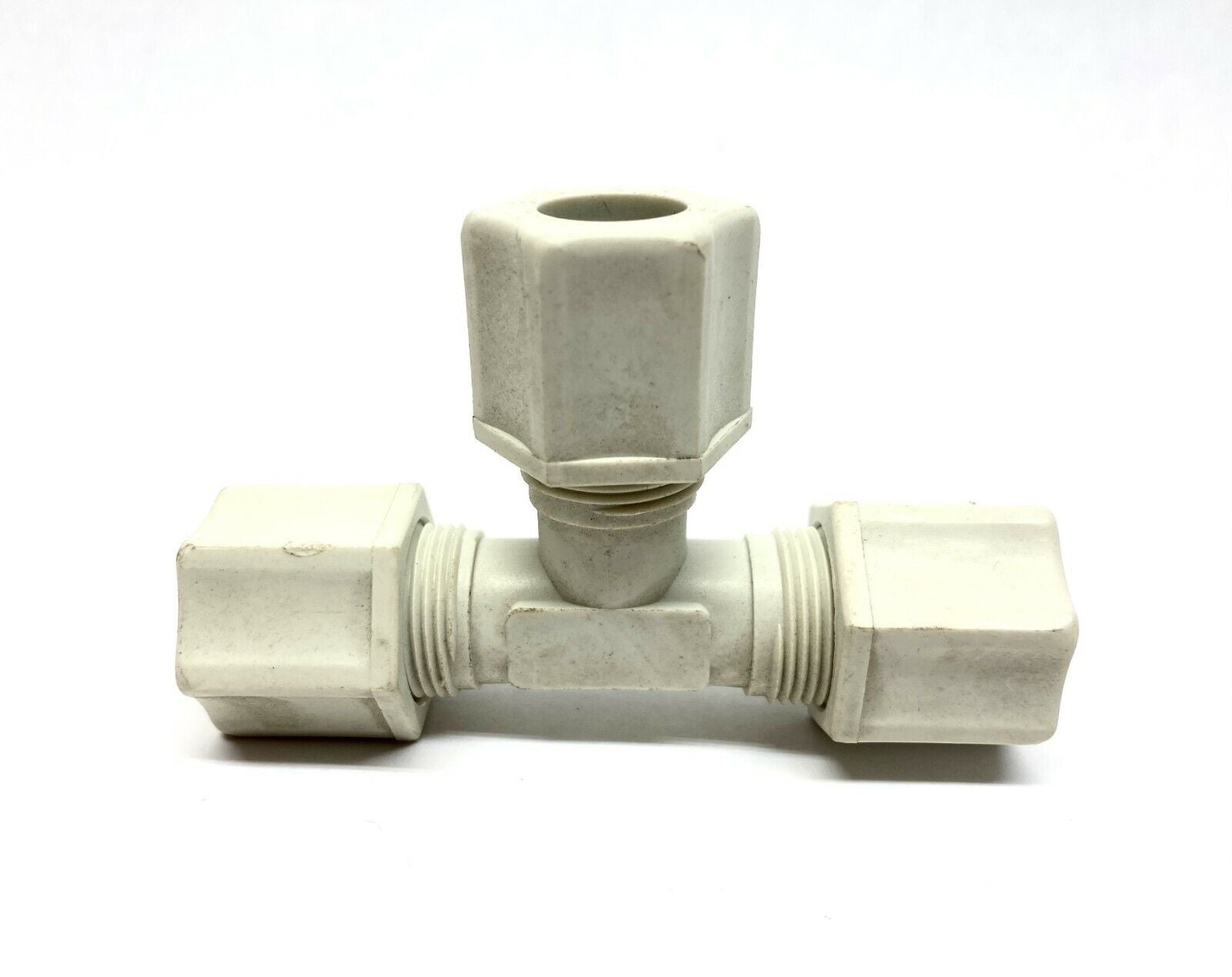 JACO 60-8-8-N-O Nylon Male Branch Tee 1/2 OD Tube x 1/2 MPT - New – Open box - Maverick Industrial Sales