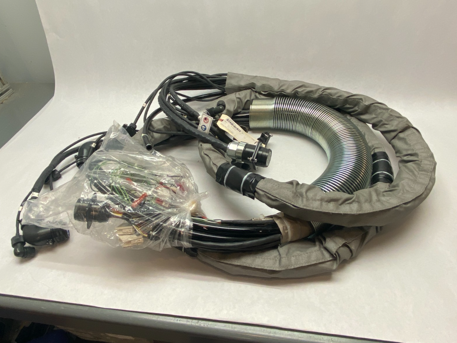 Yaskawa 170306-1 Internal Wiring Harness, Robotic MH50 II, HW1171766-A - New – Open box - Maverick Industrial Sales