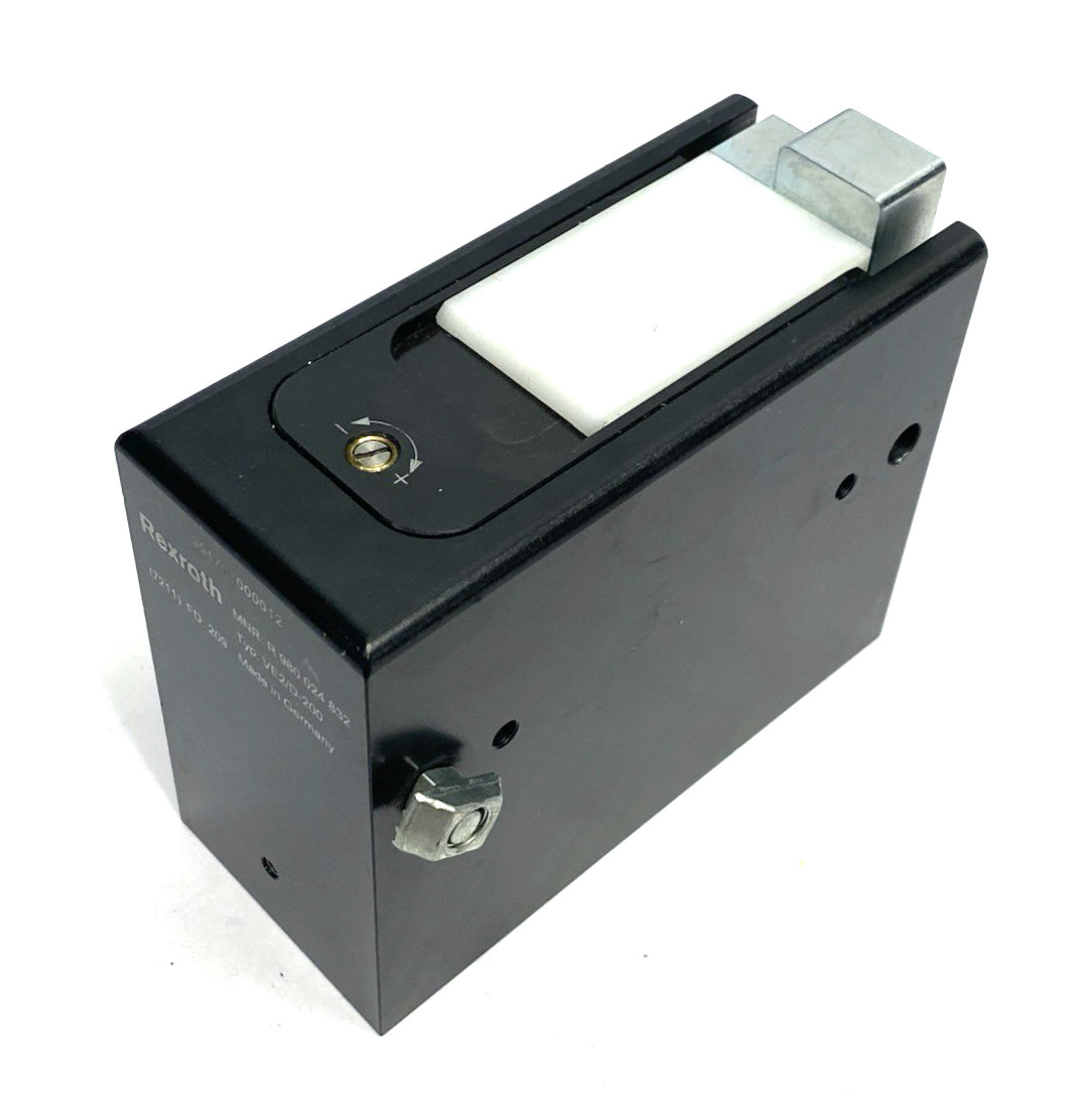 Bosch Rexroth R980024832 Pneumatic Damper Stop Gate VE 2/D -200 - Maverick Industrial Sales