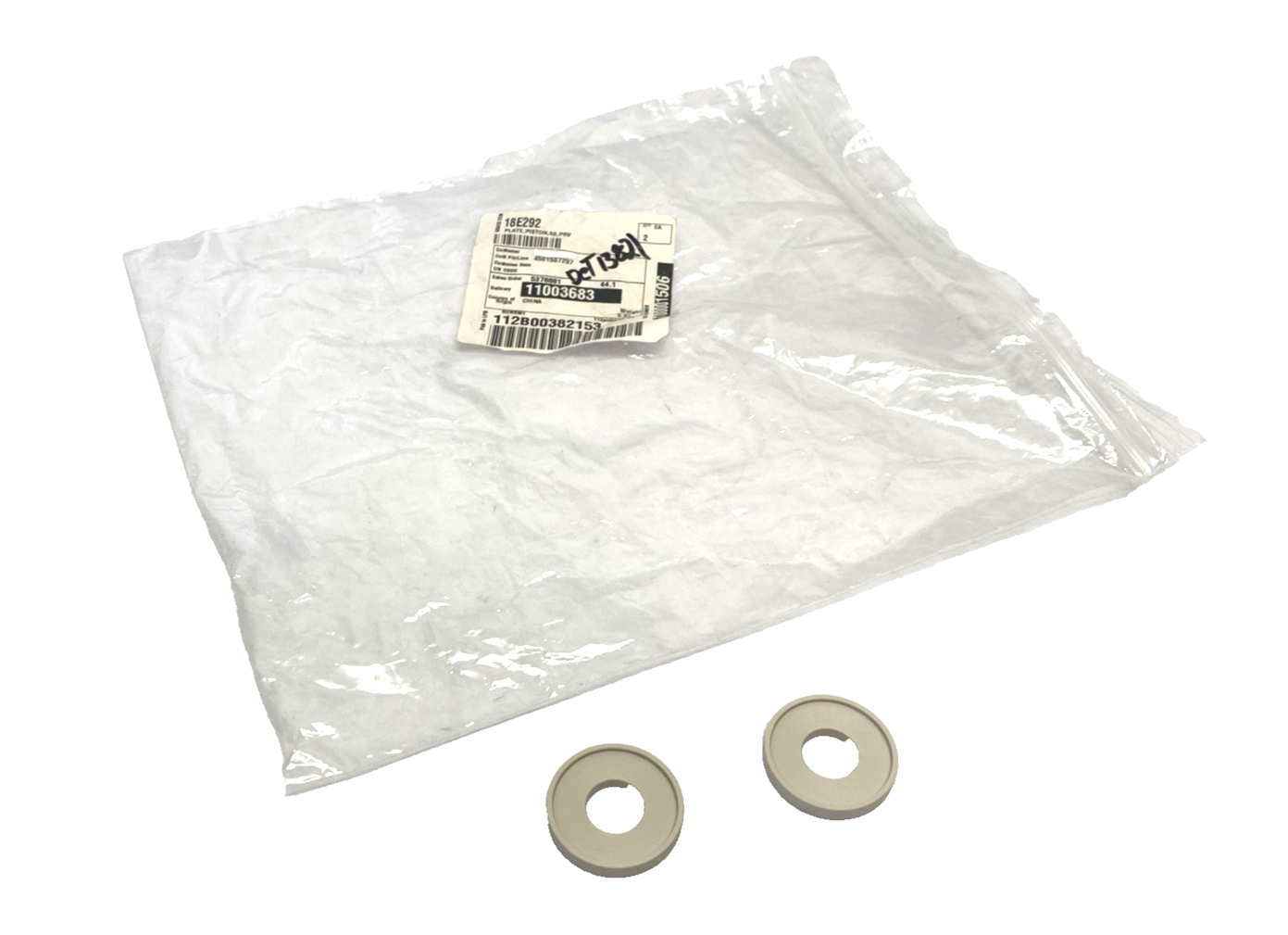 Graco 1.8E+293 Plate, Piston, 50 PRXV MAL 18E292 LOT OF 2 - New – Open box - Maverick Industrial Sales