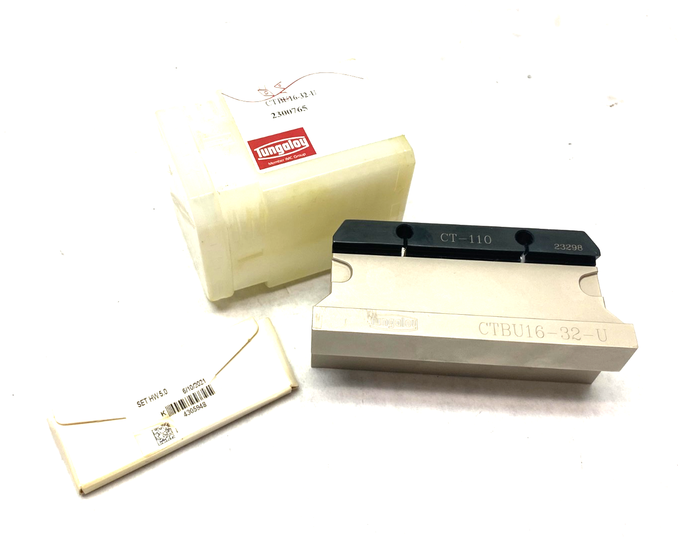 Tungaloy CTBU16-32-U Square Shank Part-Off Tool 1" Height 2300765 - New – Open box - Maverick Industrial Sales