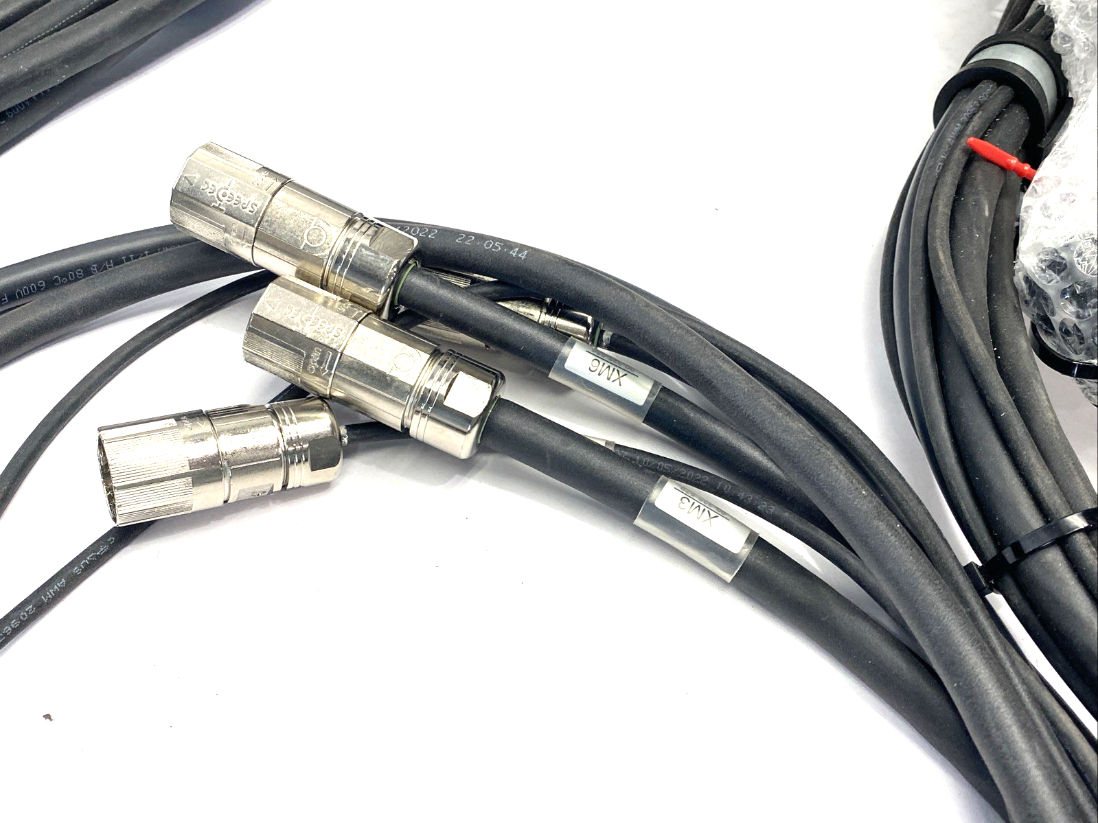 Kuka INT 084ST2700 Complete Internal Cable Set 325606 00-325-606 - New – Open box - Maverick Industrial Sales