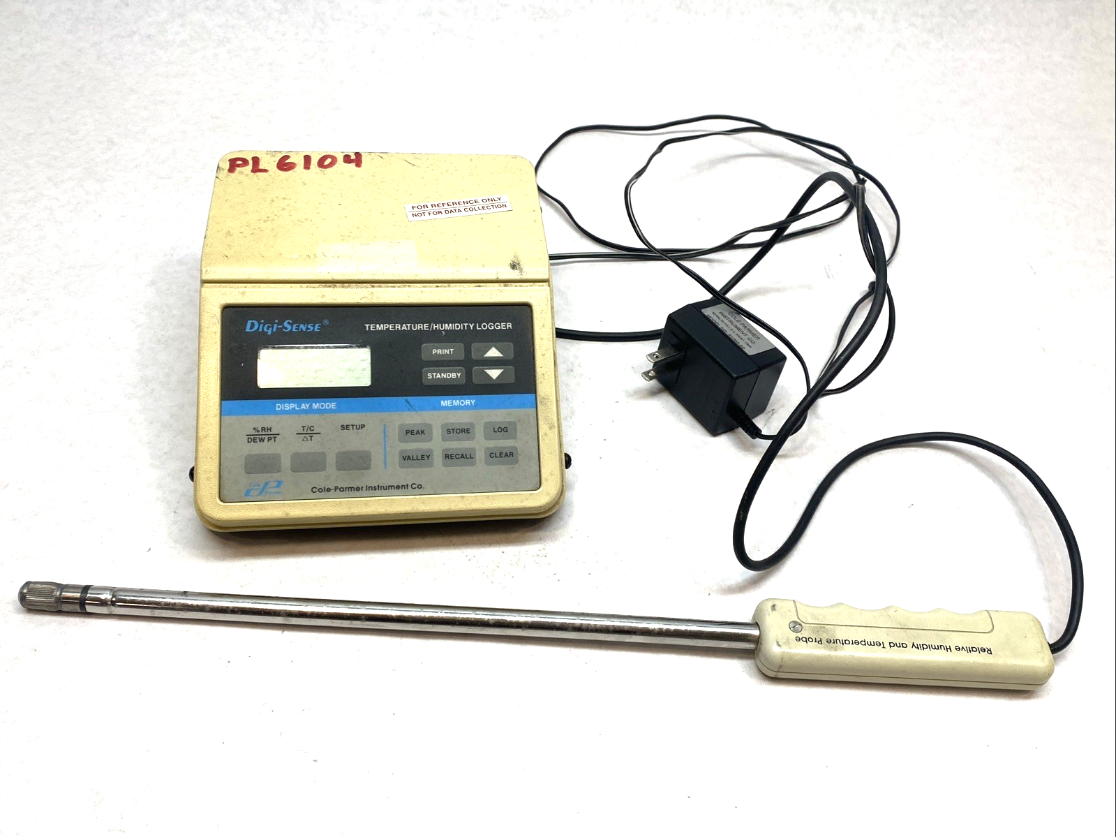 91090-00 | Digi-Sense Thermometer Humidity Temperature Logger Type J Sensor - Used - Maverick Industrial Sales