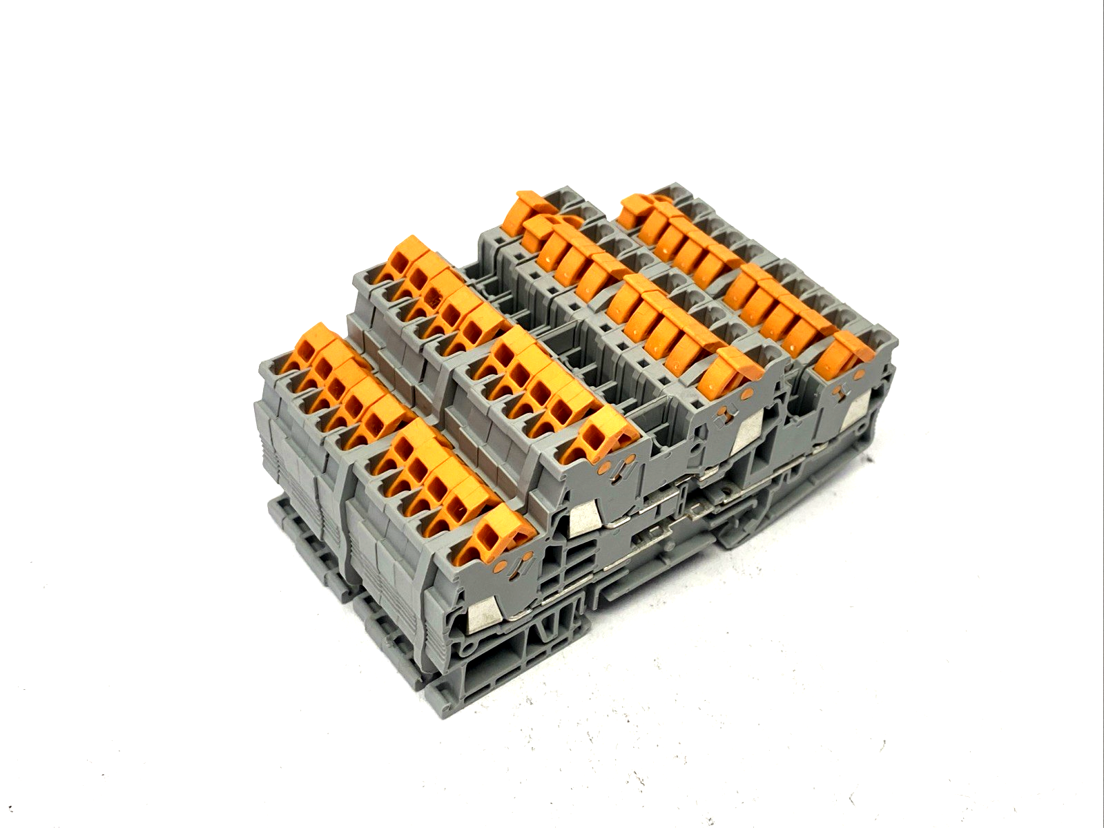 QTTCB 1,5,3205116 | Phoenix Contact QTTCB 1,5 Double-Level Terminal Block 3205116 LOT OF 10 - Used - Maverick Industrial Sales