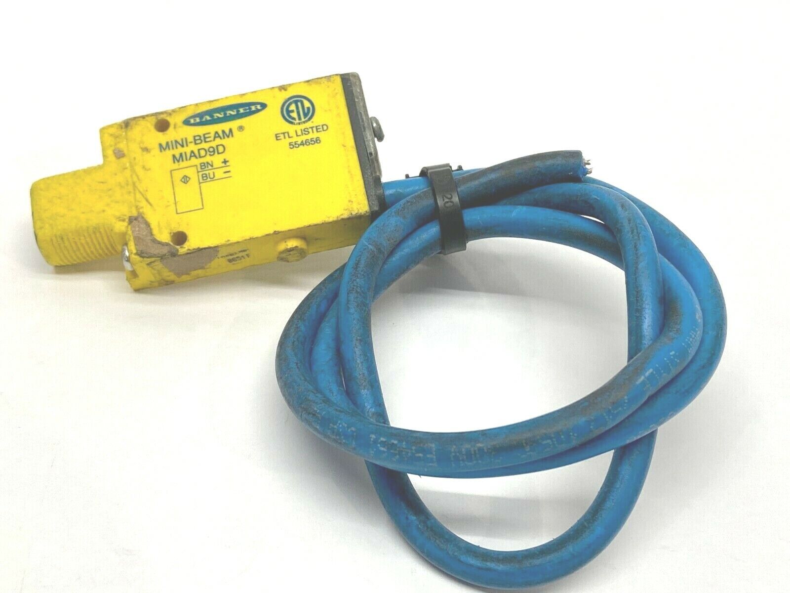 Banner MIAD9D 37714 Mini Beam Sensor 380mm Range 5-15VDC NAMUR - Used - Maverick Industrial Sales