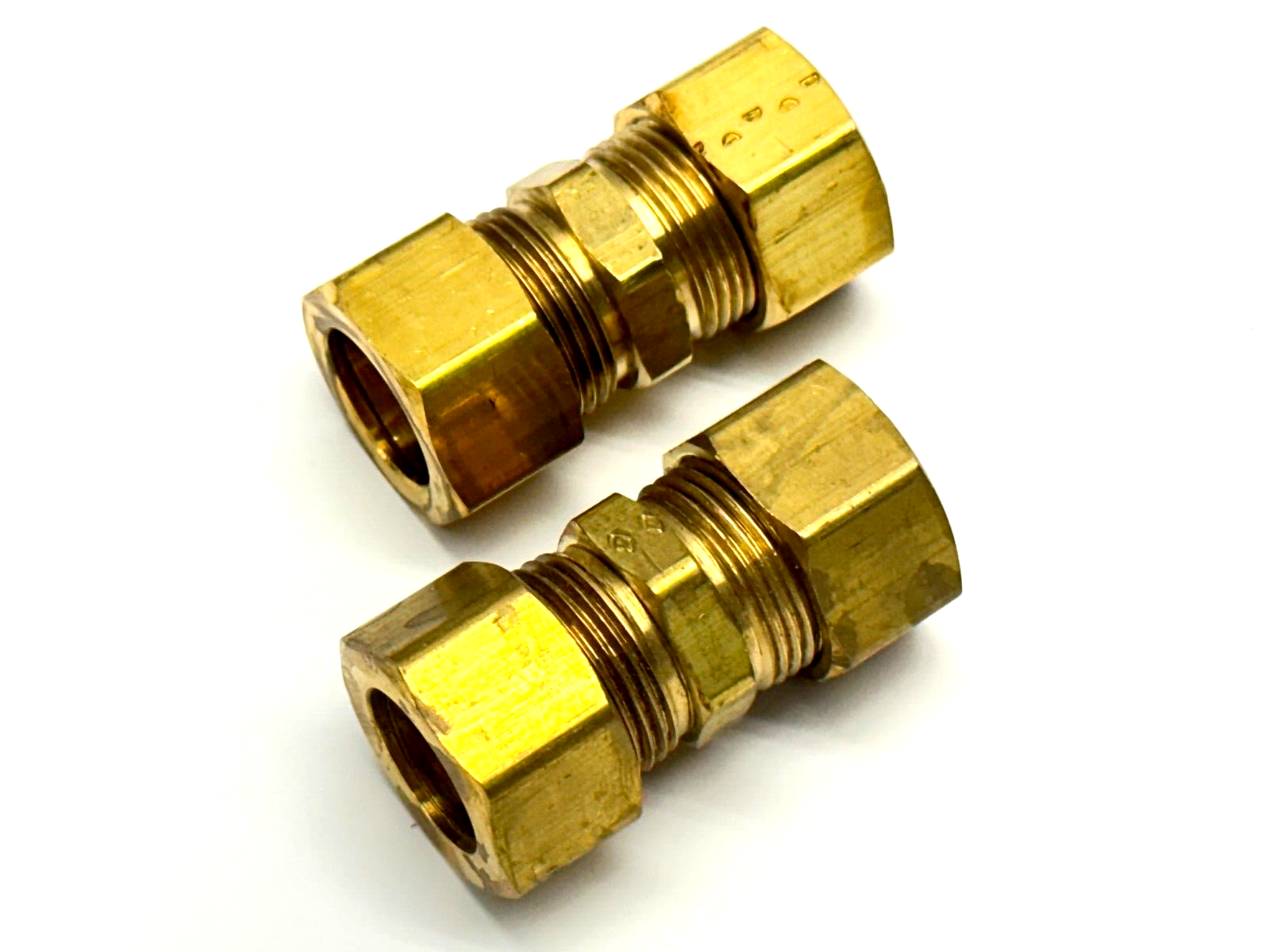 5/8" OD Compression Tube Union Brass LOT OF 2 - New – Open box - Maverick Industrial Sales